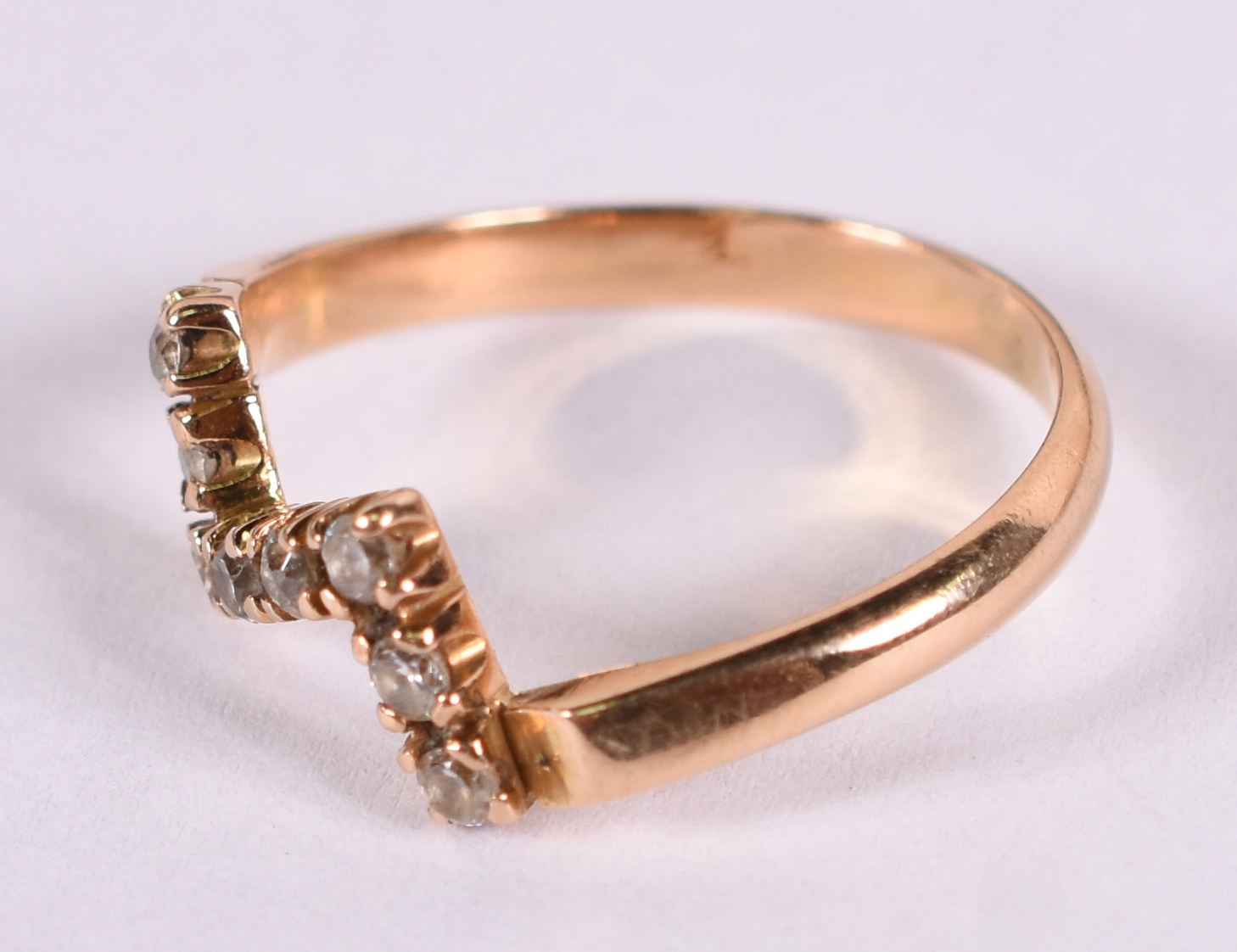 Anel de ouro 18 k com 8 brilhantes . Aro 17 ( Por questão de... - foto 2 de 3