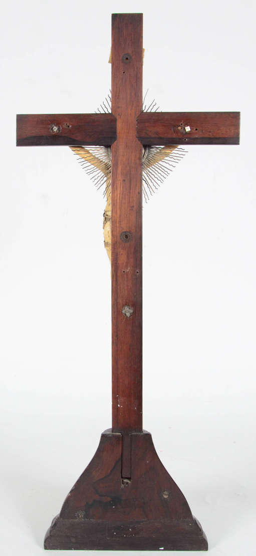 Arte Sacra – Crucifixo “Indo – português” – Cruz em madeira – Cristo... - foto 2 de 3
