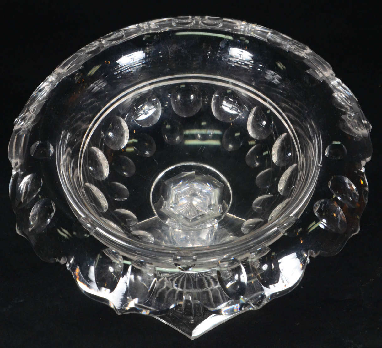 Cristal Baccarat – Frufeira – Base sextavada – Coluna em balaústre –... - foto 2 de 3