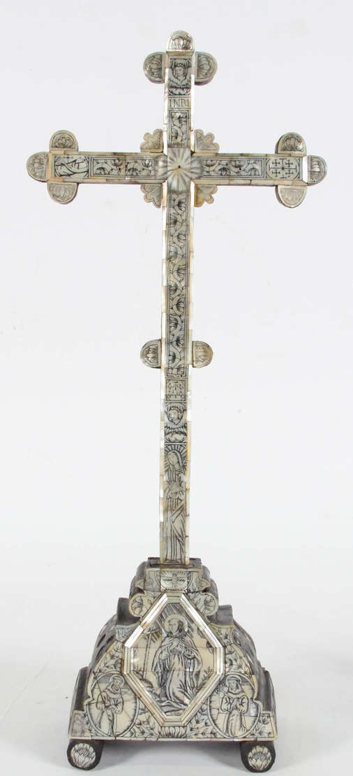 Arte Sacra – Cruz da Terra Santa, trazida por peregrinos – Crucifixo... - foto 1 de 5