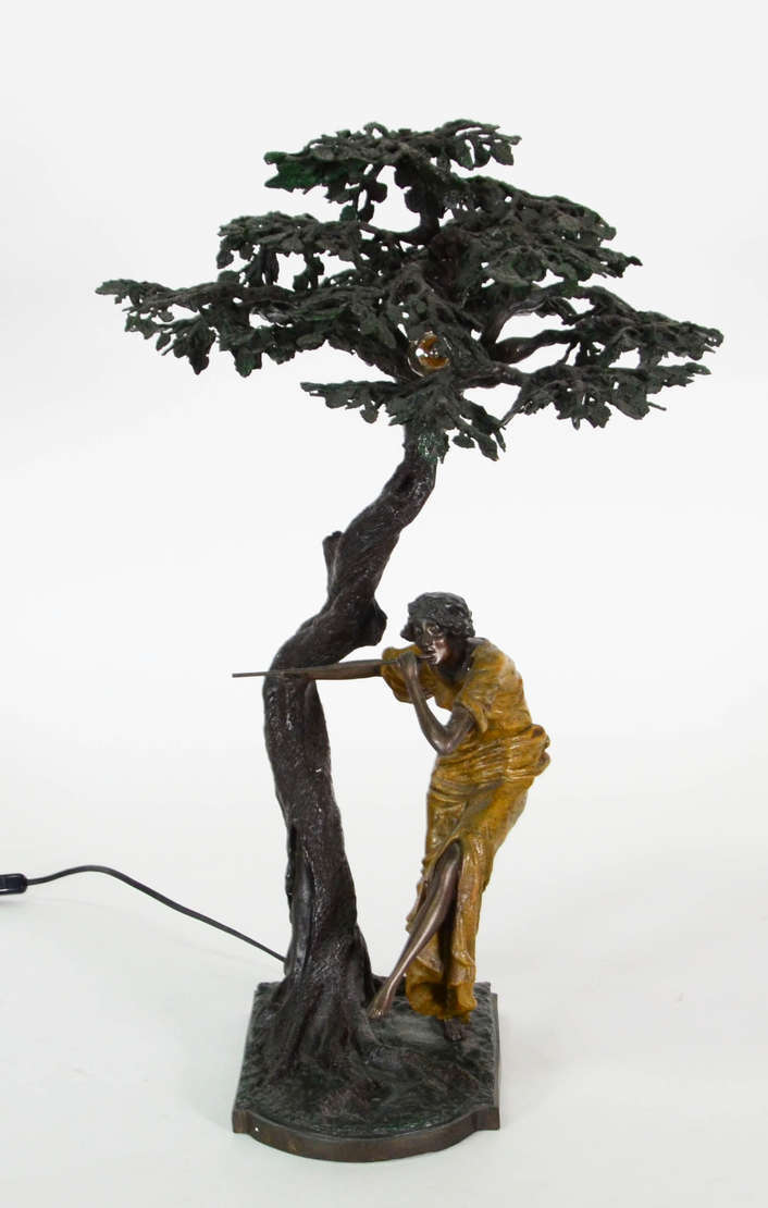 Luminária – “Flautista sob árvore” – Escultura – Bronze austríaco... - foto 1 de 5