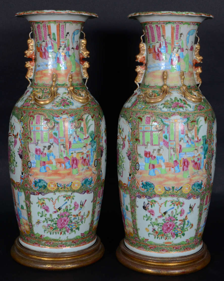 Par de Jarrões – Porcelana chinesa com decoração mandarim nos tons da... - foto 2 de 4