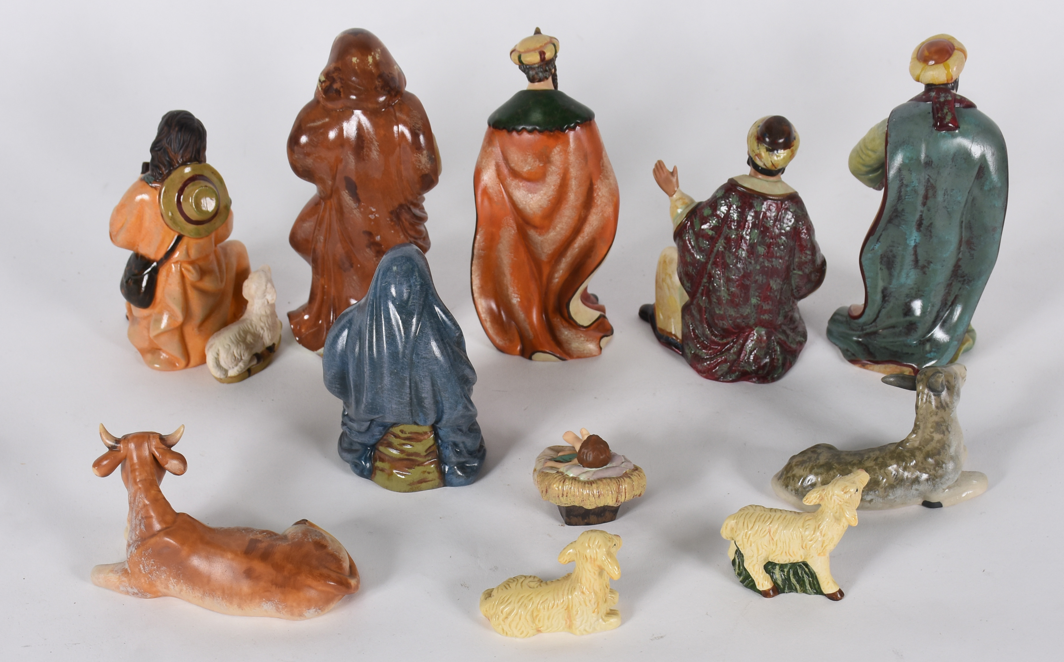 Presépio de porcelana Espanhola com 11 peças . - foto 4 de 5