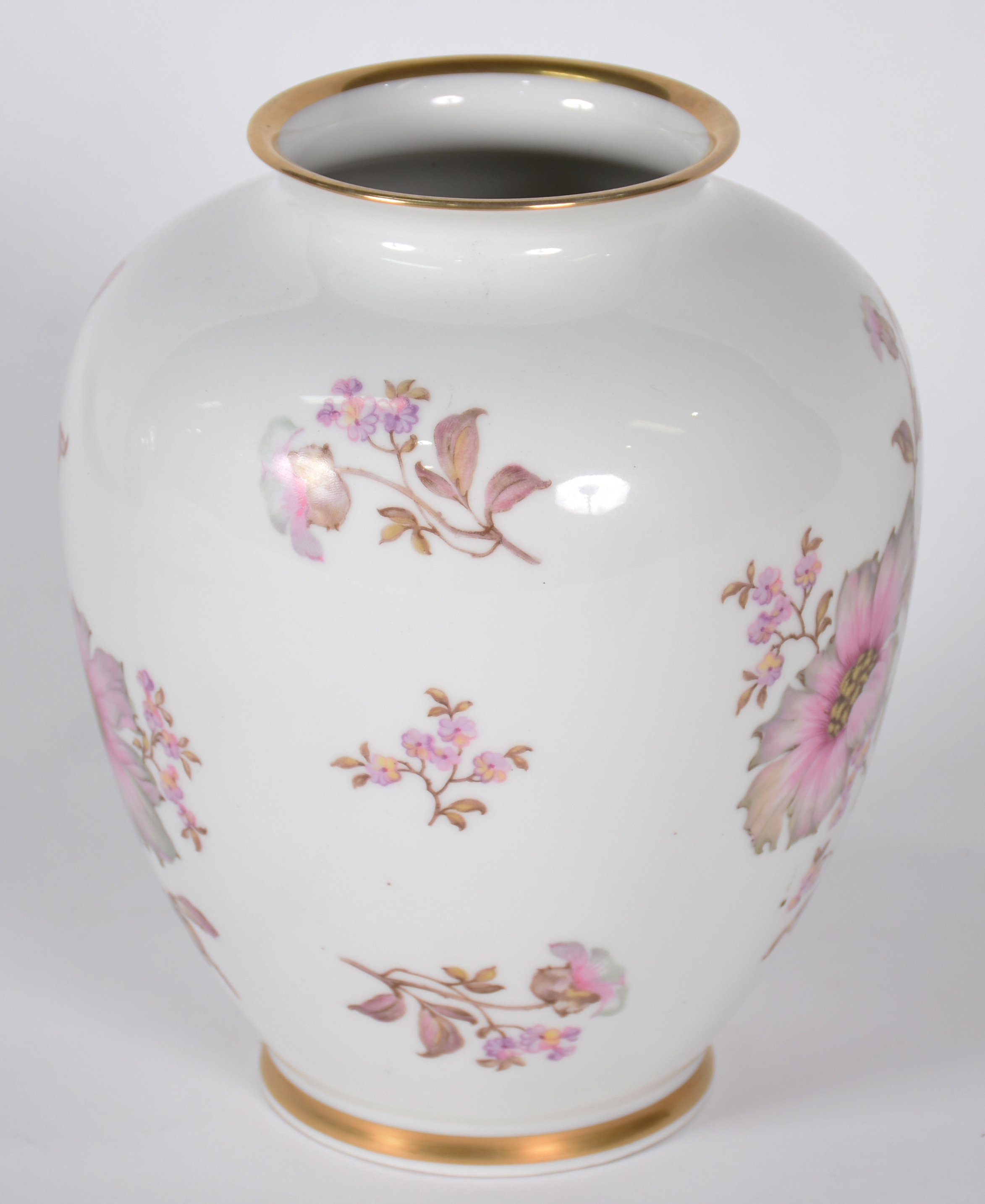 Vaso de porcelana Alemã da Bavária, "Jaegger Porcellan", decorada com... - foto 2 de 3