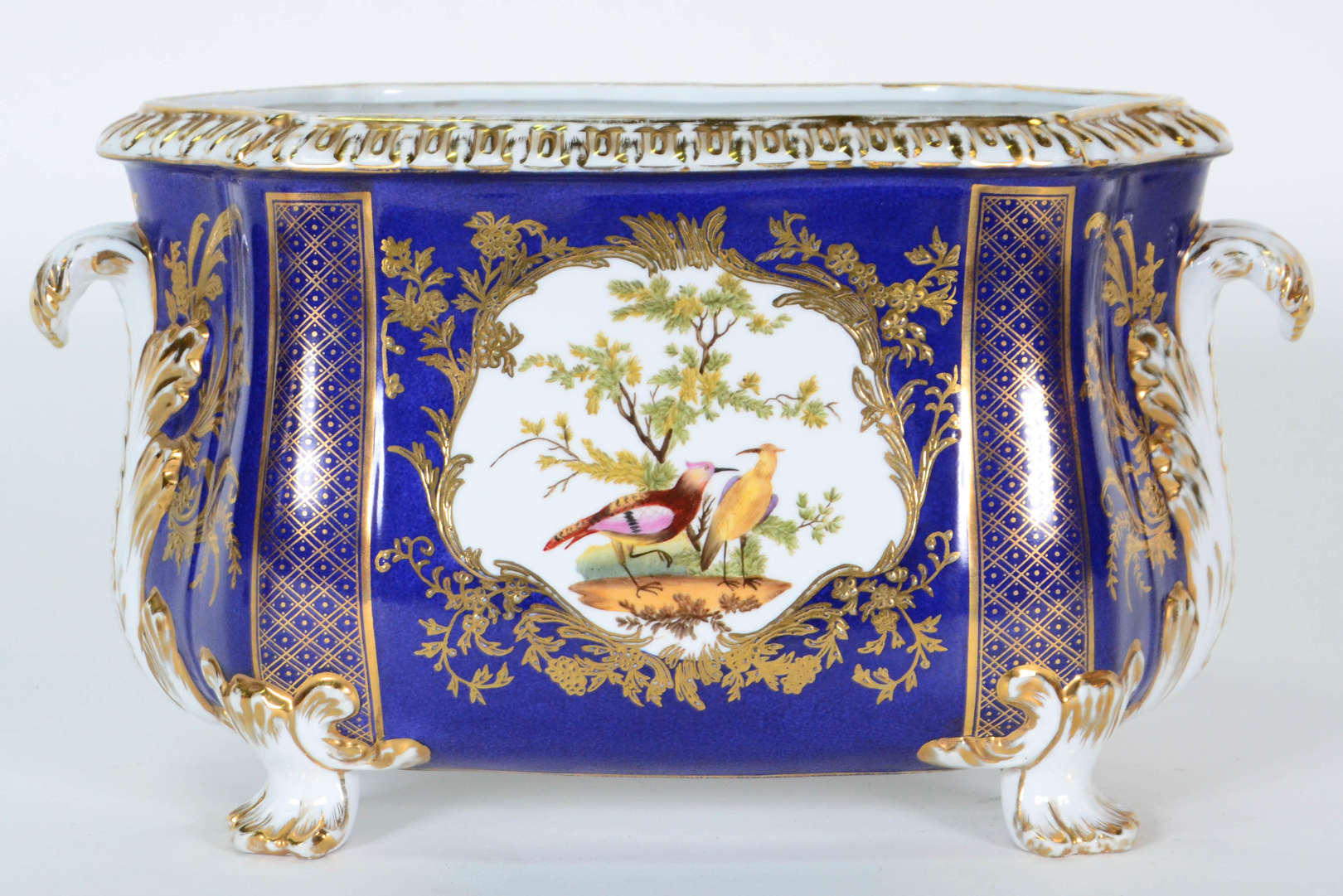 Floreira Luís XVI – Porcelana de Sèvres - Decoração com fundo azul... - foto 1 de 4