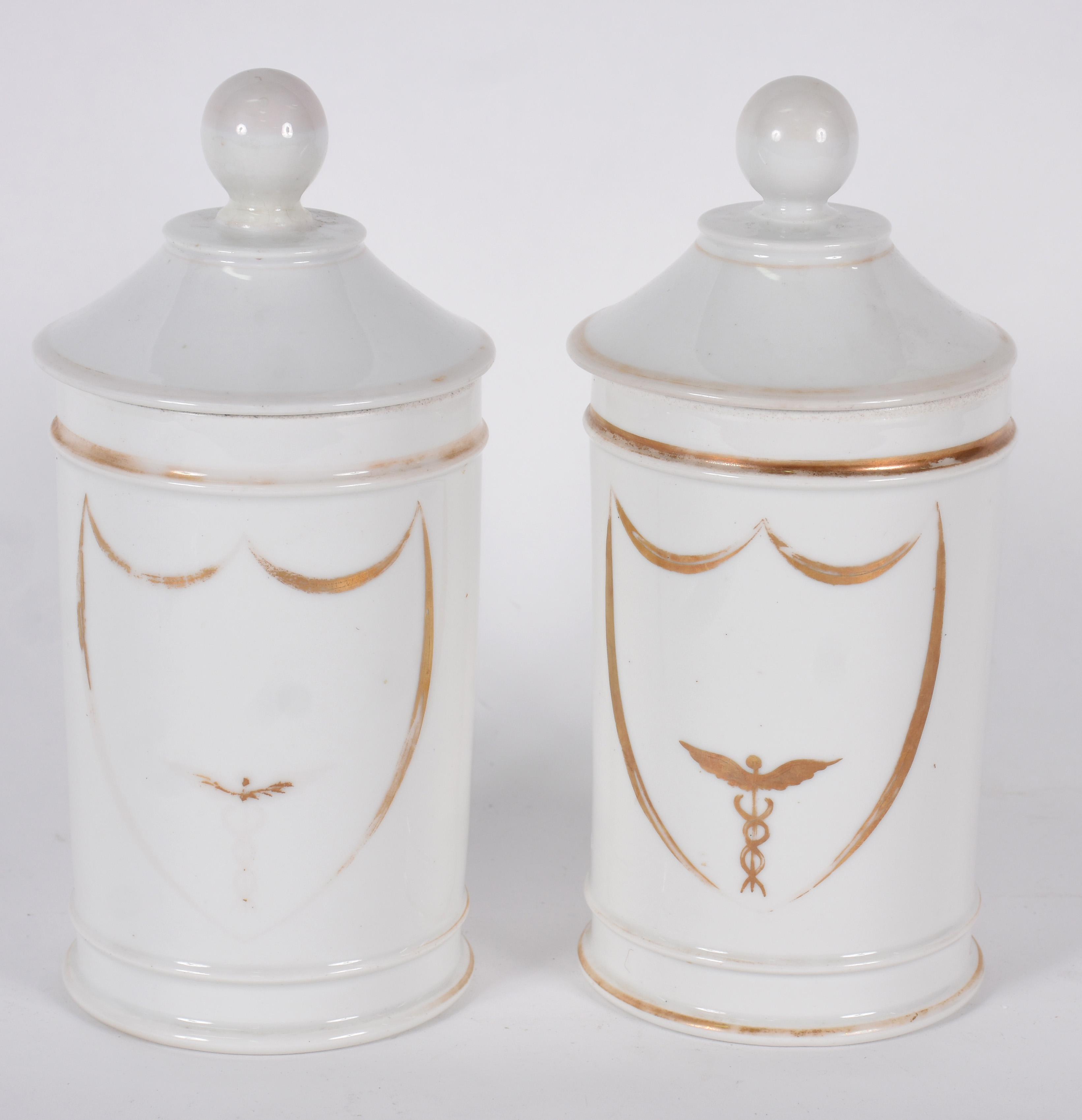Par de potes de farmácia de porcelana Européia ( um com fio de cabelo... - foto 1 de 6