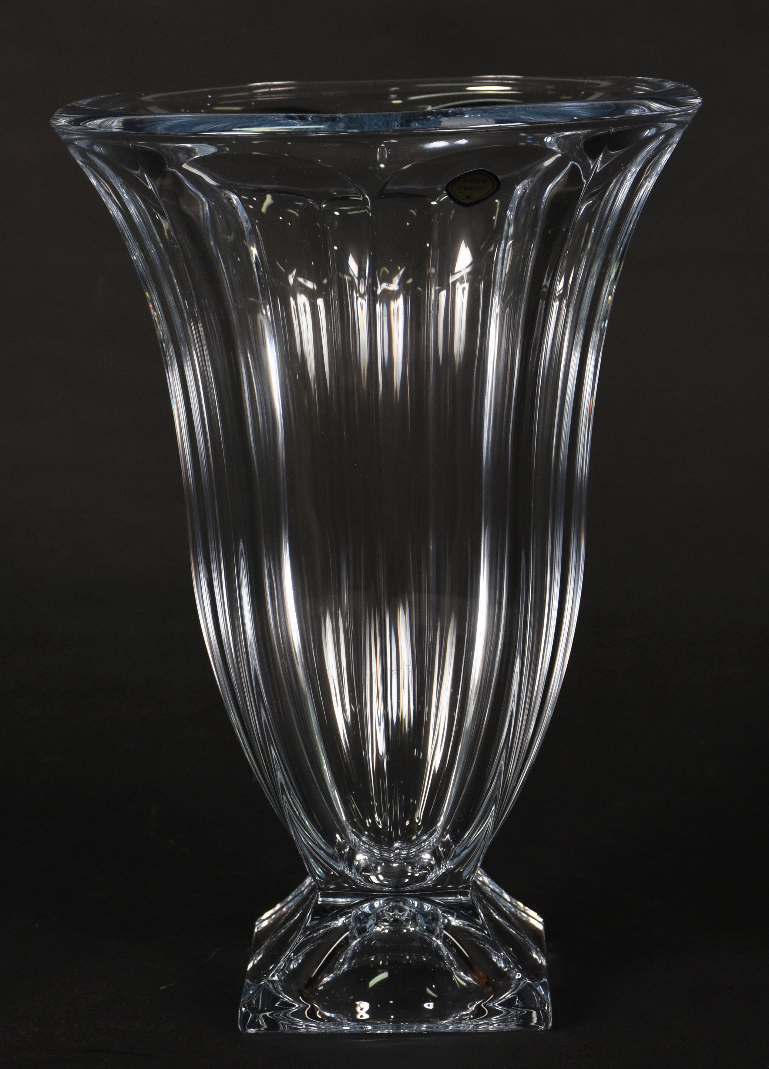 Vaso grande em bloco de cristal facetado - foto 1 de 4