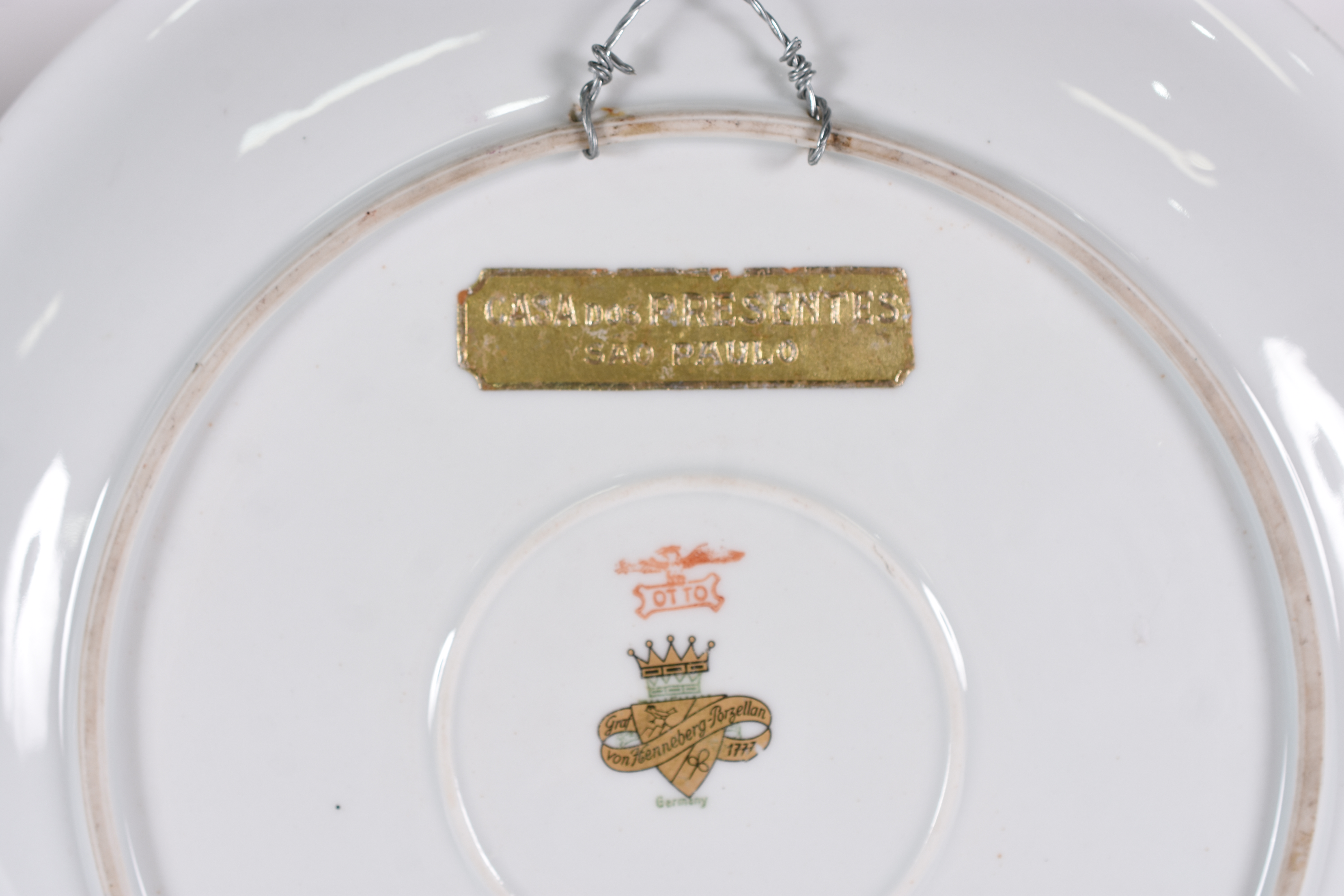 Par de medalhões em porcelana Alemã da Bavária , manufatura VAN... - foto 6 de 6