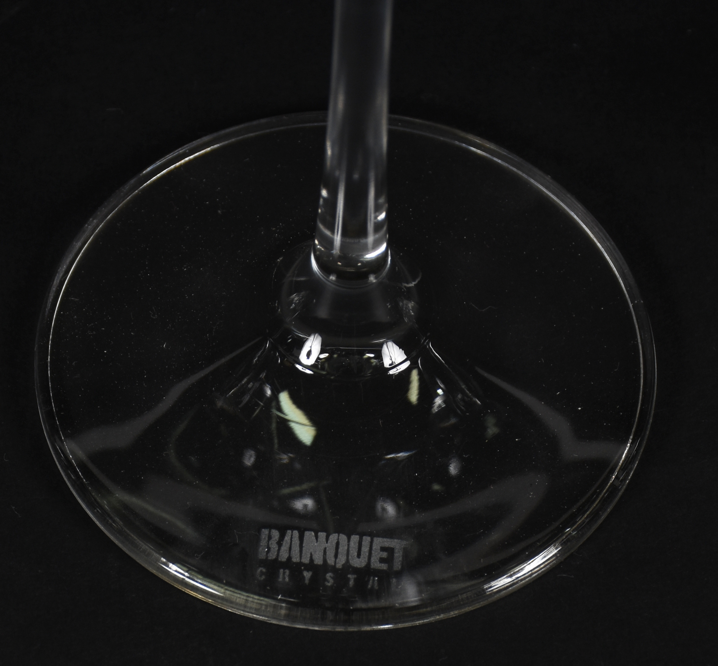 Seis taças de cristal da Bohemia para vinho tinto - 800 ml - foto 2 de 4