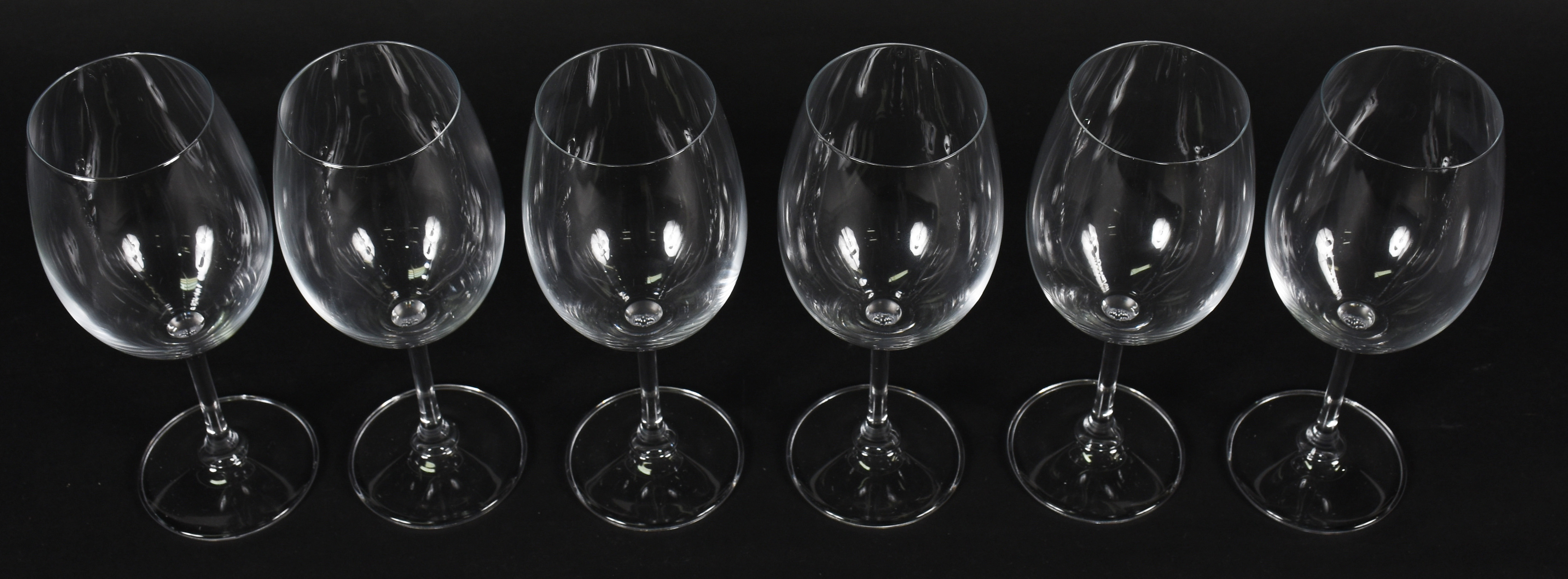 Seis taças de vinho branco de cristal da Bohemia 430 ml - foto 2 de 3