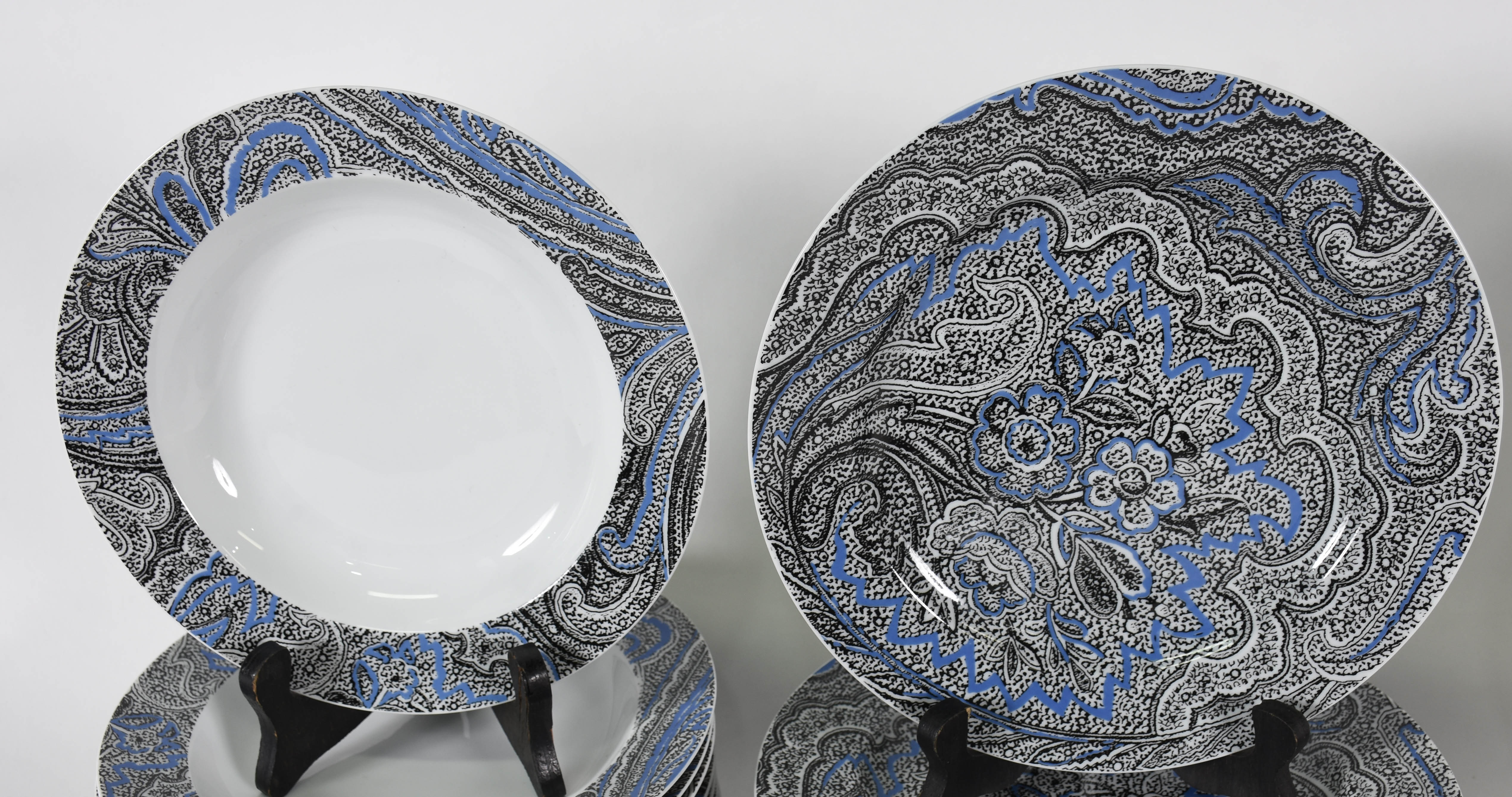 Aparelho de jantar de porcelana Alemã Kirchenlamitz , decoração em... - foto 4 de 6