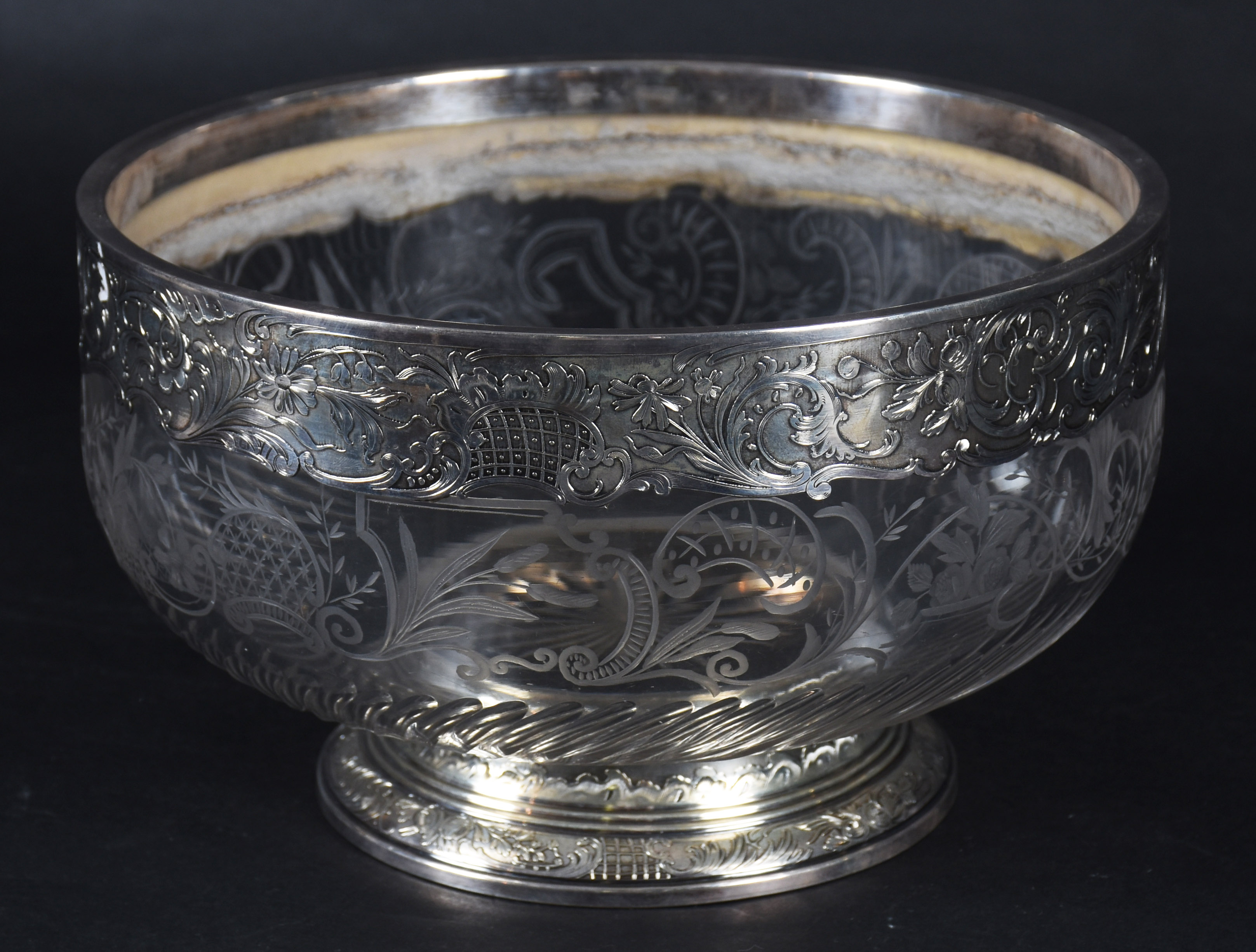 Saladeira – Cristal francês Baccarat no bojo – Prata francesa na... - foto 1 de 4