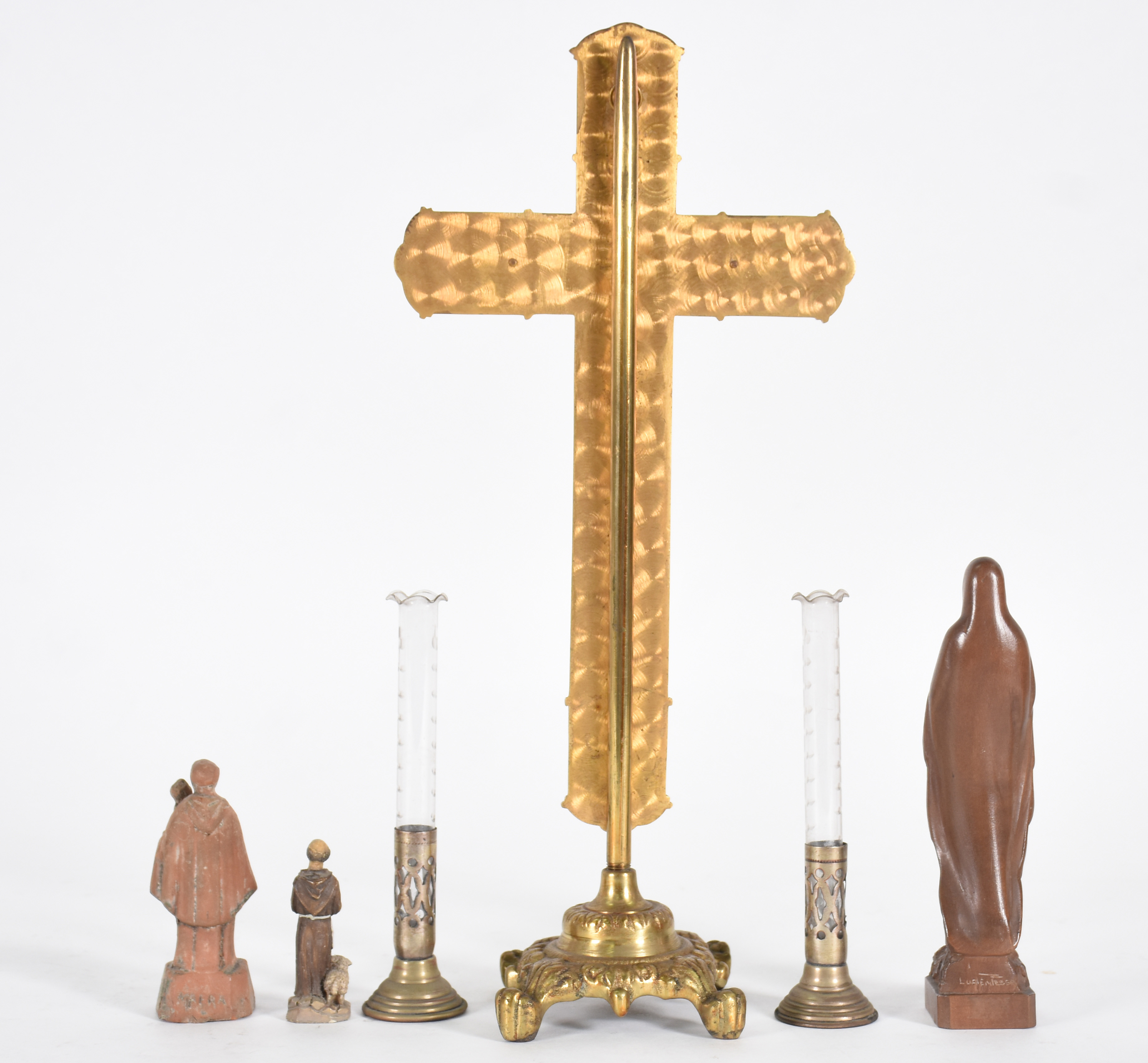 Seis peças sacras, para oratório, sendo : Crucifixo com figura de... - foto 2 de 8