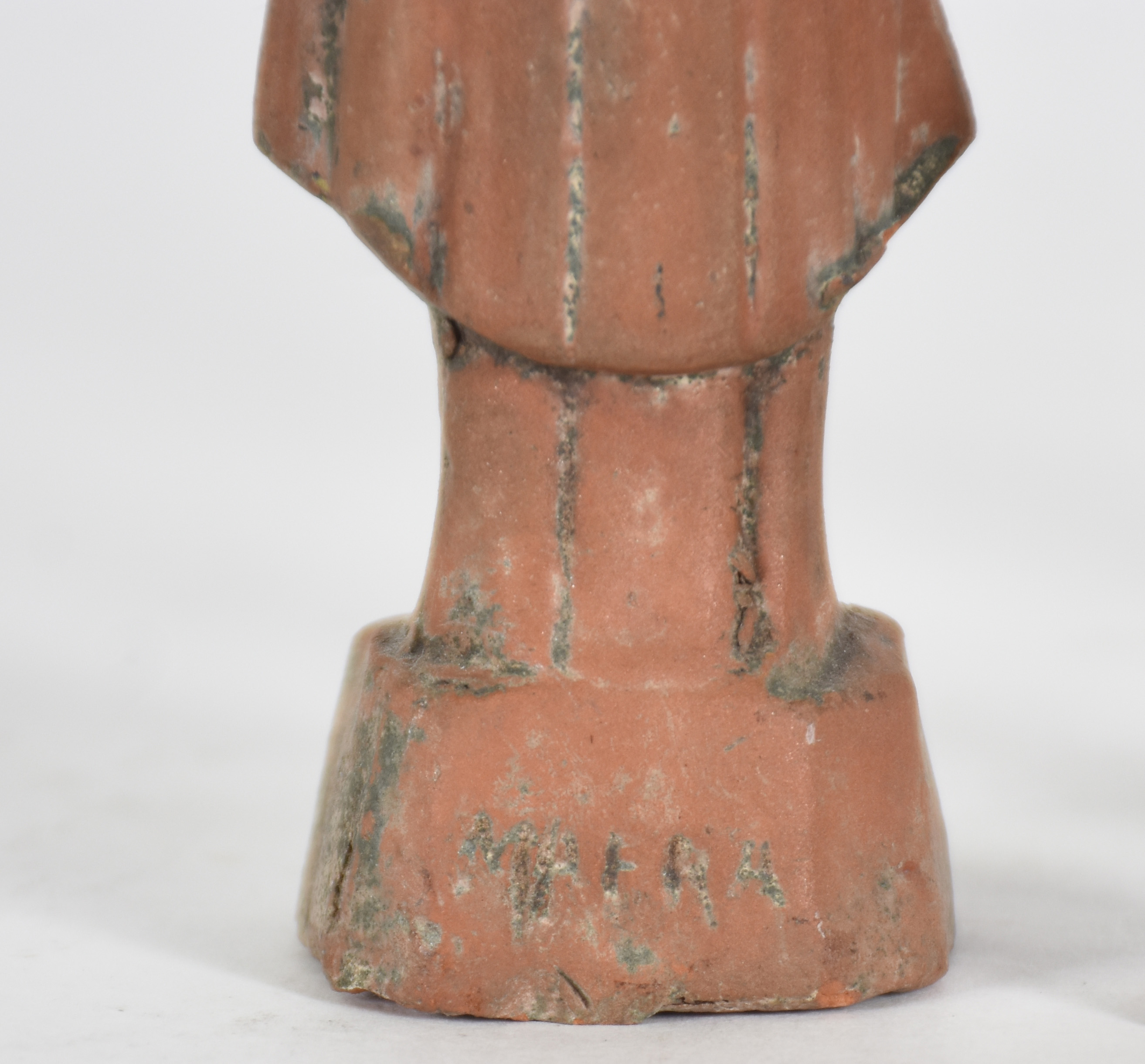 Seis peças sacras, para oratório, sendo : Crucifixo com figura de... - foto 7 de 8