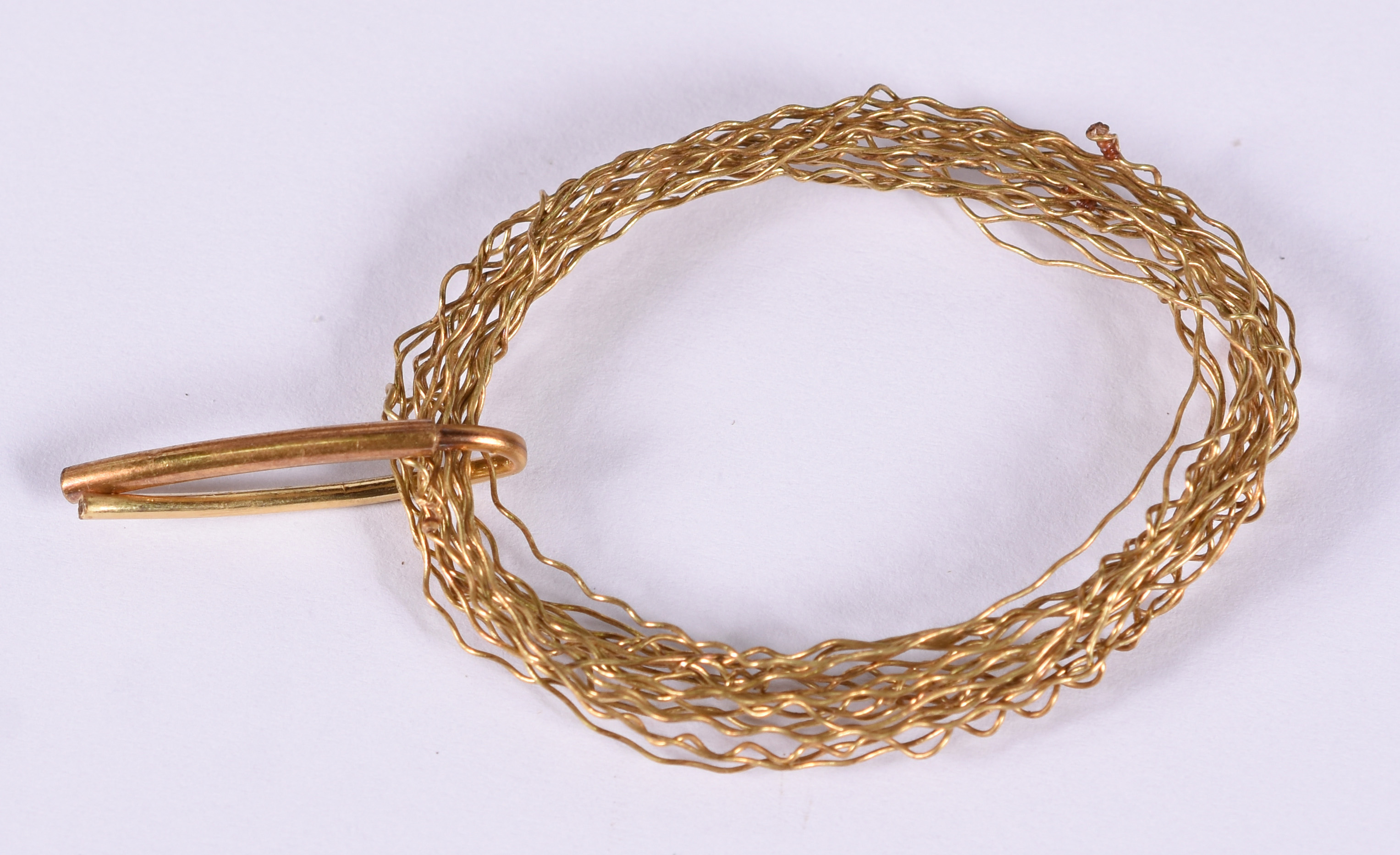 Pulseira fios de ouro 18 k ( Por questão de segurança a peça não se... - foto 2 de 2