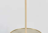 Mesa / coluna com abatjour acoplado de metal be... - Mesa / coluna com abatjour acoplado de metal bege .
Medidas 150 x 36 cm