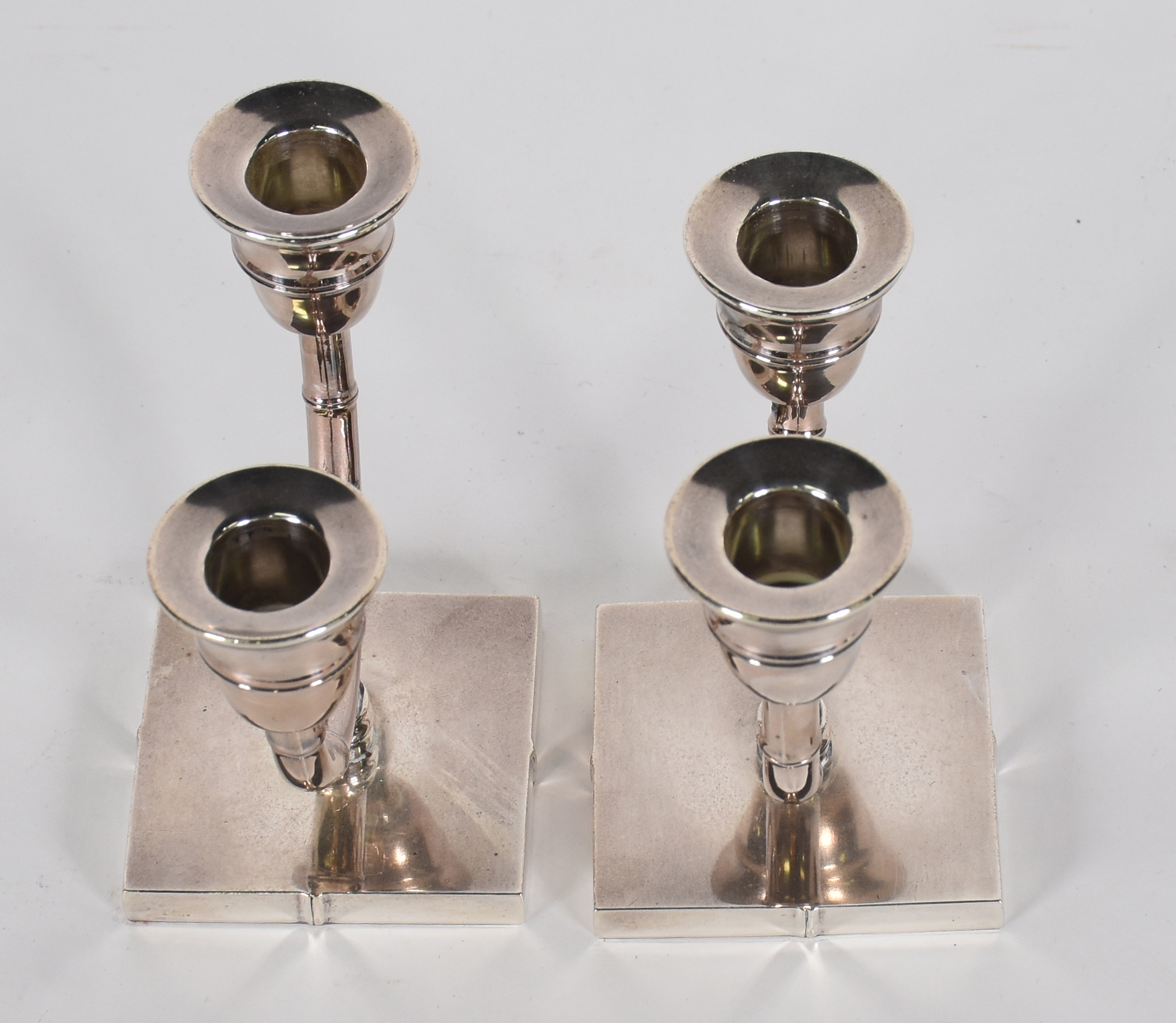 Par de castiçais de prata Sterling 950 mls ., para 2 velas cada. Peso... - foto 3 de 5