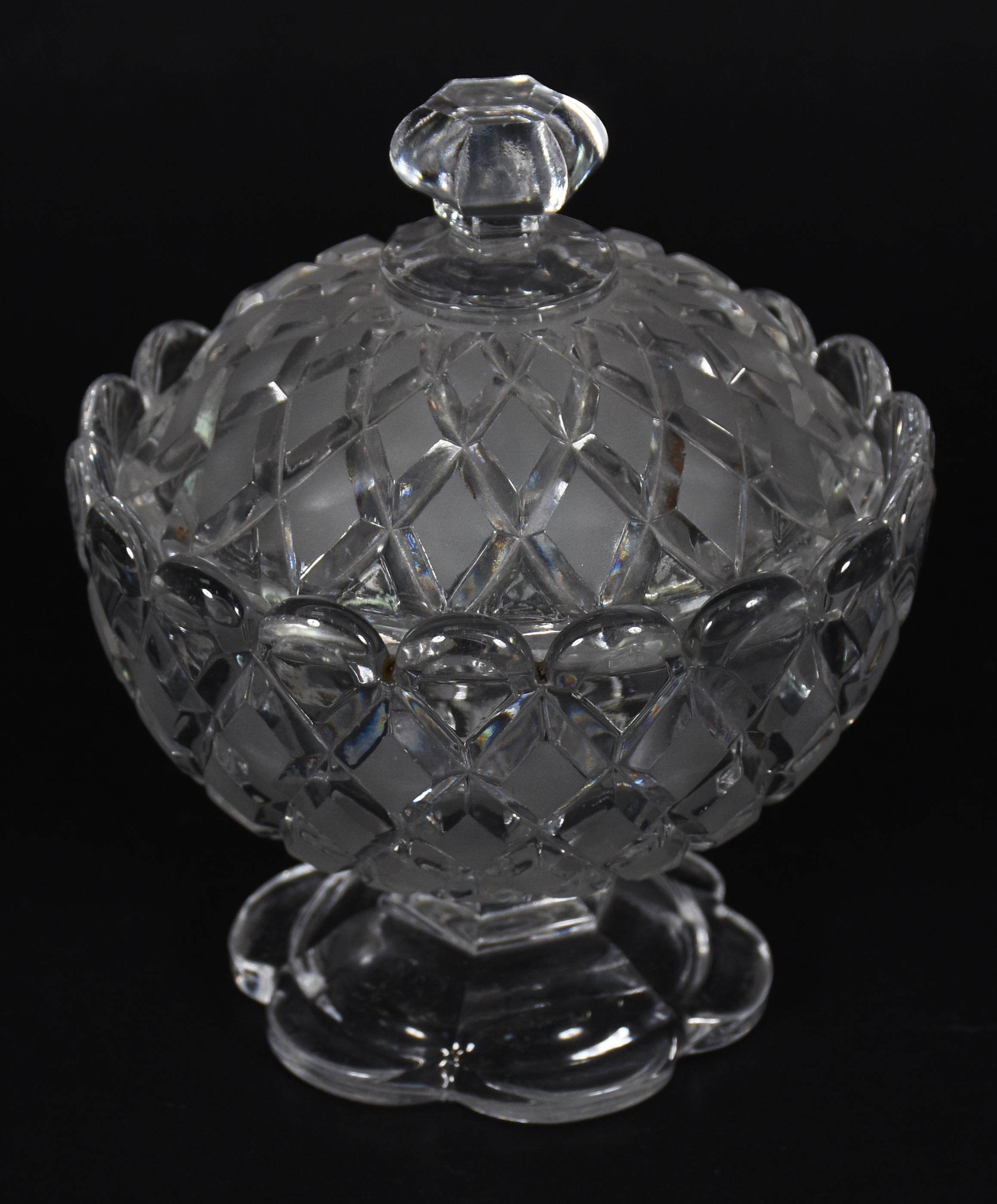 BACCARAT - Compoteira de cristal frances, assinada em relevo (... - foto 2 de 4