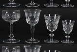 Conjunto  com diversas taças de cristal , 7 par... - Conjunto  com diversas taças de cristal , 7 para 
 licor e 12 para  vinho do Porto  ( 2 bicados )  . Total 19 peças.