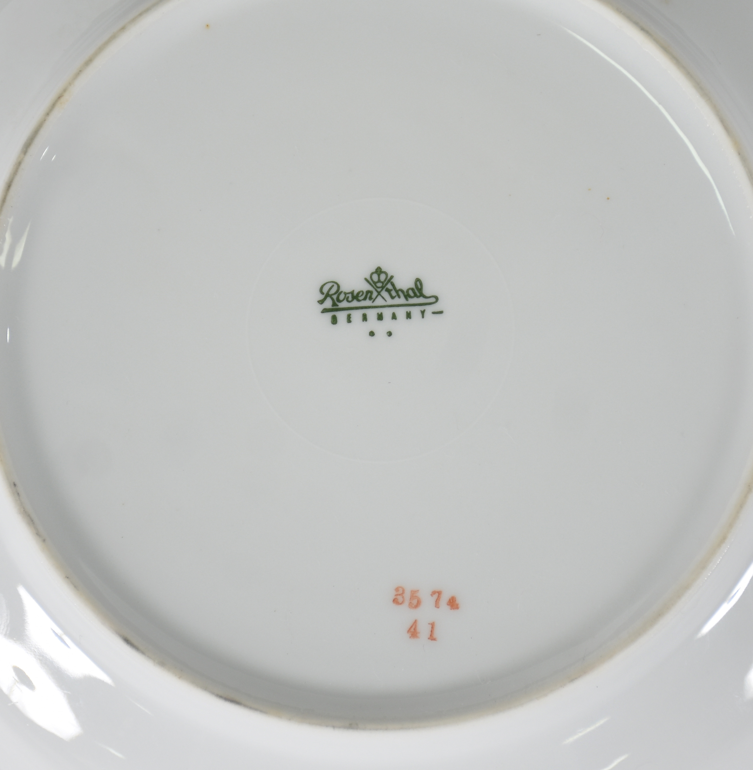 Aparelho de jantar de porcelana Rosenthal , composto de : 12 pratos... - foto 3 de 3