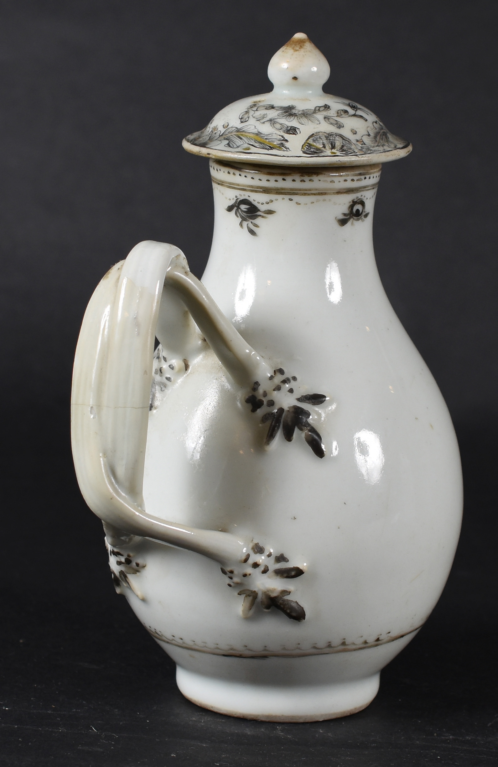 Cia. das Índias – Leiteira – Porcelana chinesa – Decoração floral... - foto 2 de 3