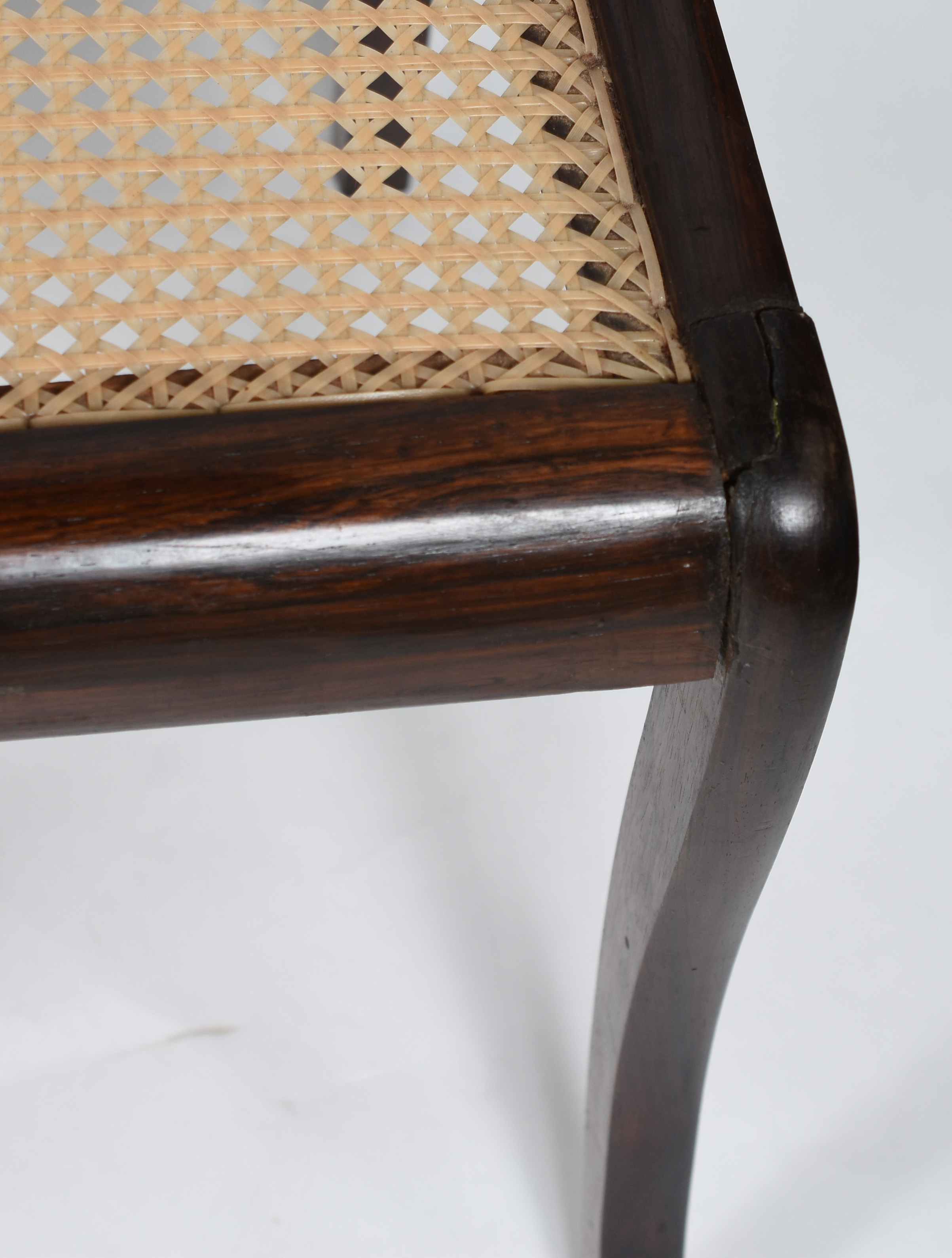Conjunto de 4 cadeiras para sala de jantar de madeira nobre, assentos... - foto 5 de 5
