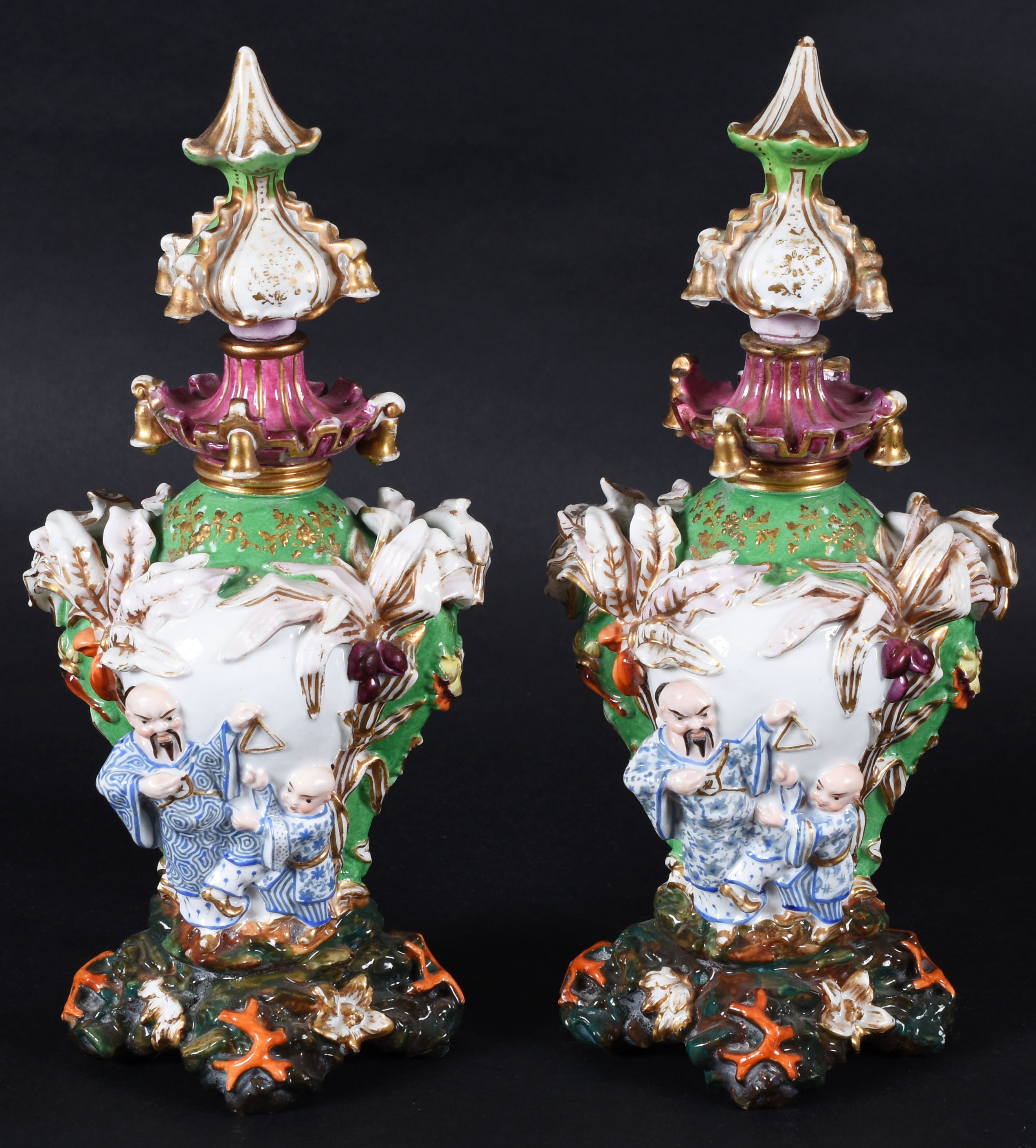 Par de potiches – Porcelana “Velho Paris” – Decoração “chinoiserie”... - foto 1 de 4