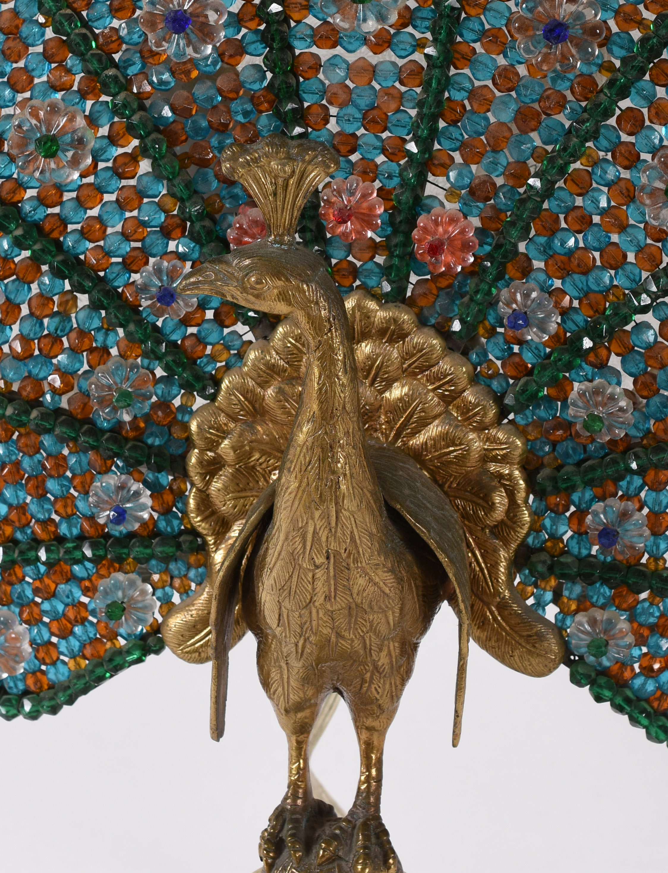 Luminária “Art Nouveau”- Alabastro, bronze dourado e contas de de... - foto 2 de 5
