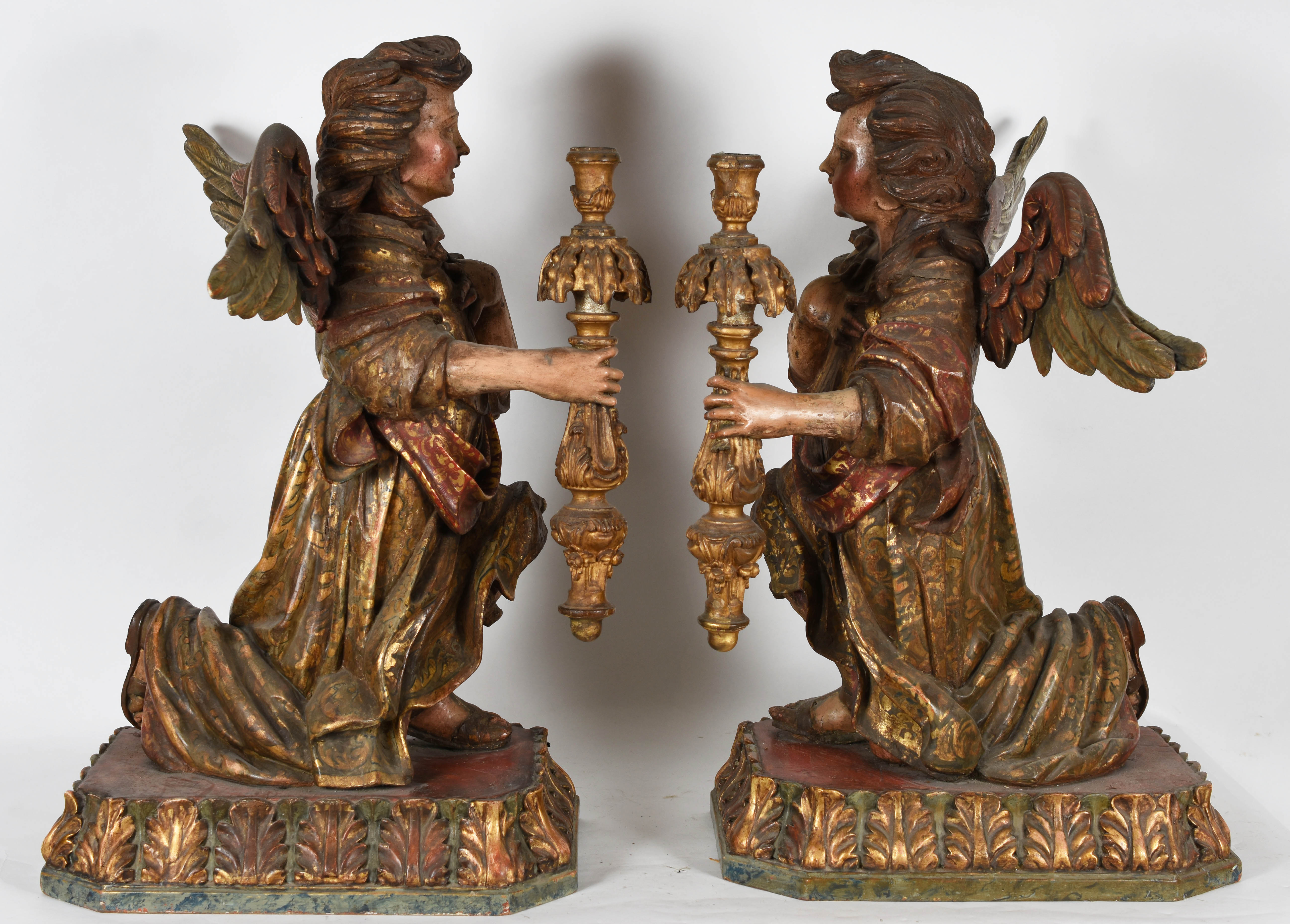 Arte Sacra – Par de “Anjos Tocheiros” barrocos – Madeira esculpida... - foto 5 de 6