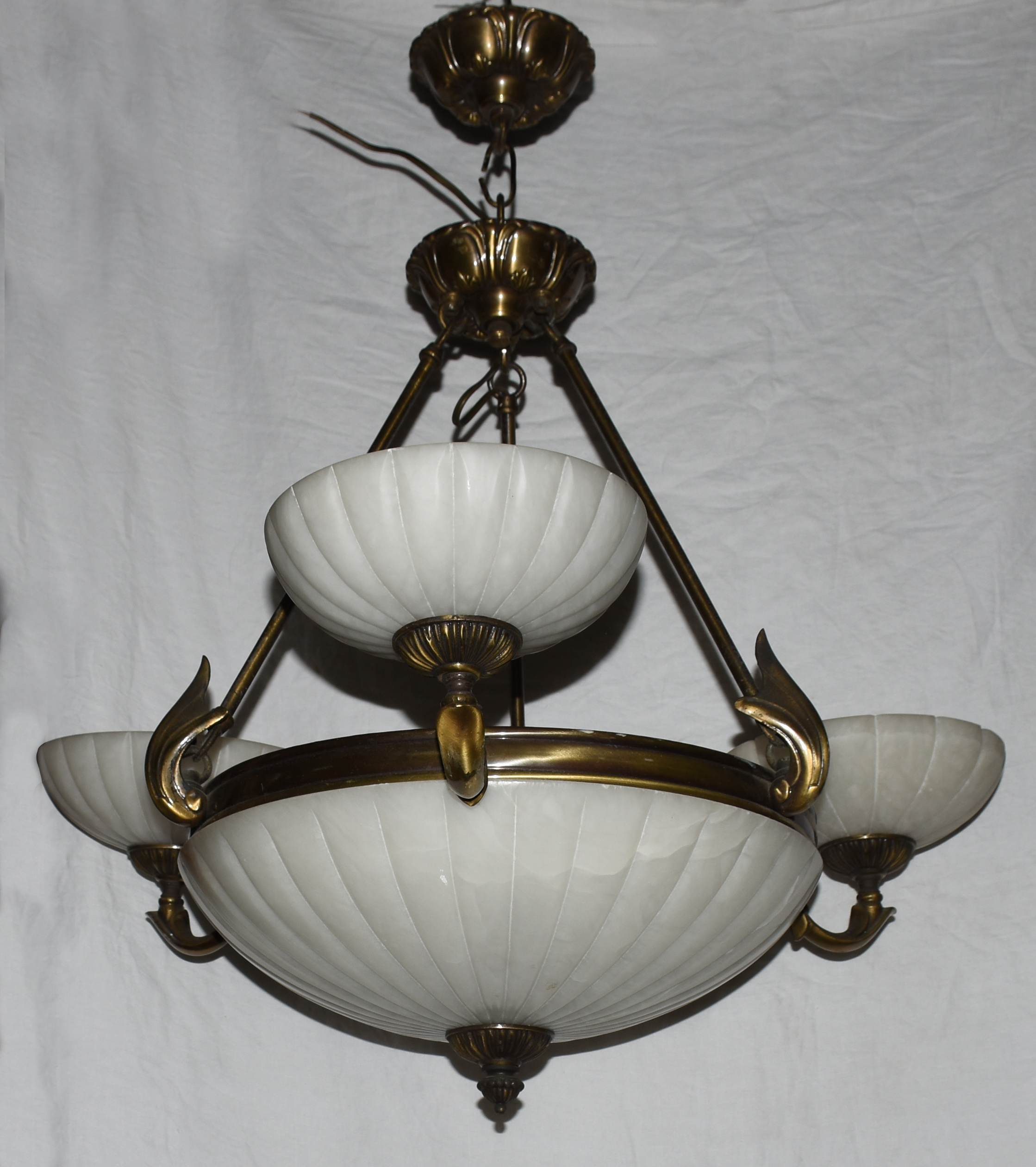 Lustre de metal dourado ( 1 cúpula lascada ) - foto 2 de 4
