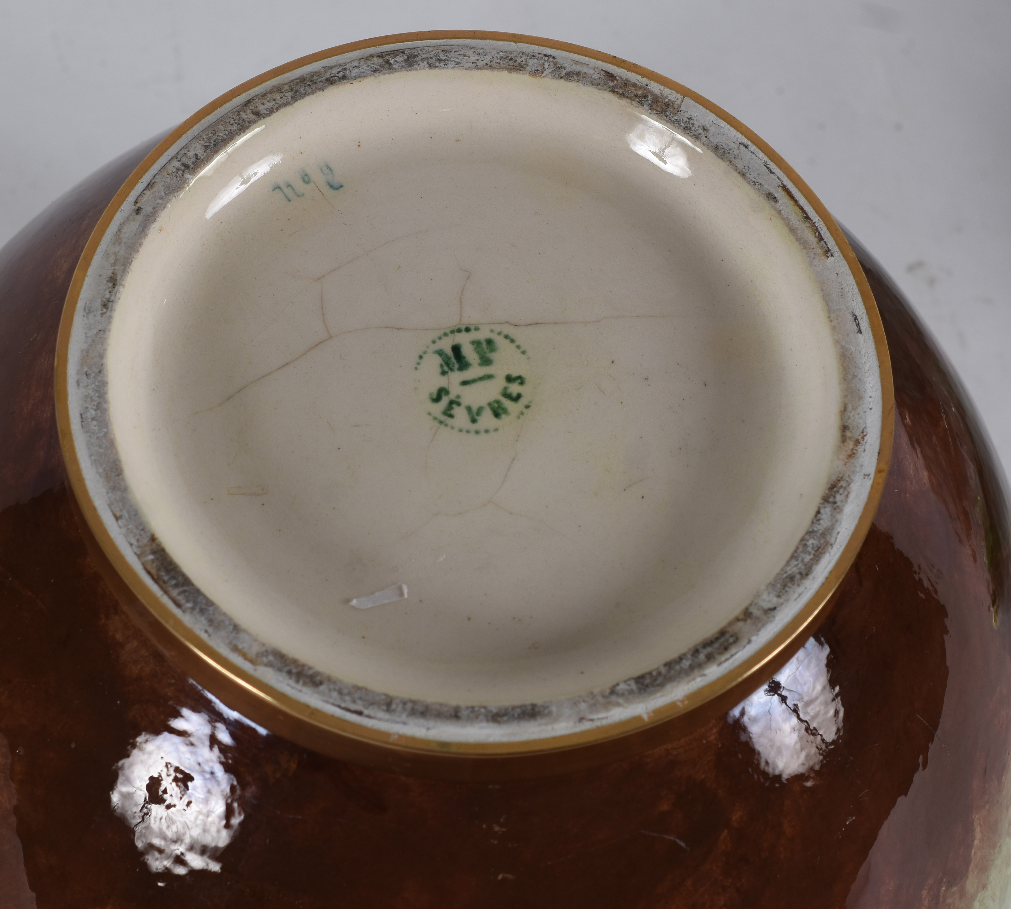 Cache pot – Porcelana de Sèvres – Decoração floral graúda sobre fundo... - foto 4 de 4