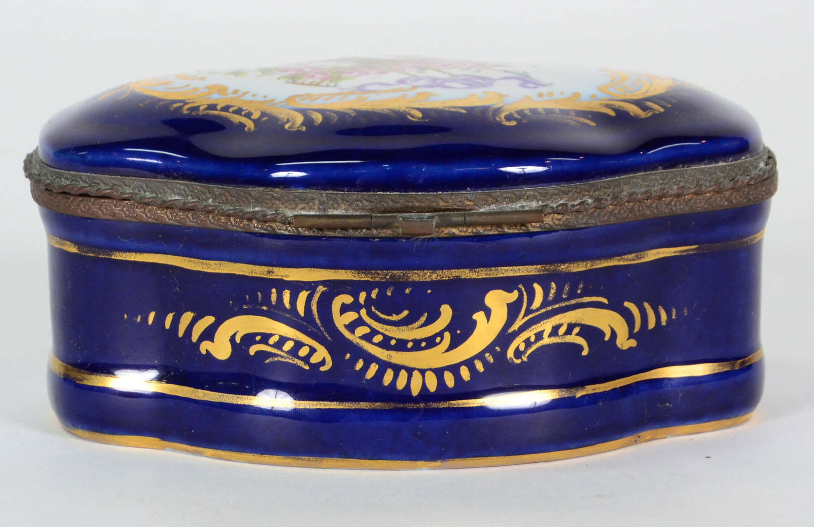 Caixa Decorativa – Porcelana de Sèvres – Decoração em azul cobalto e... - foto 4 de 5