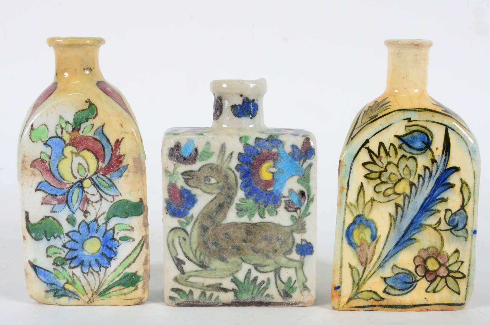 Cerâmica persa – Três perfumeiros – Cerâmica vitrificada – Decoração... - foto 1 de 3