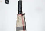 BURBERRY - Guarda chuva com cabo de couro. - BURBERRY - Guarda chuva com cabo de couro.
