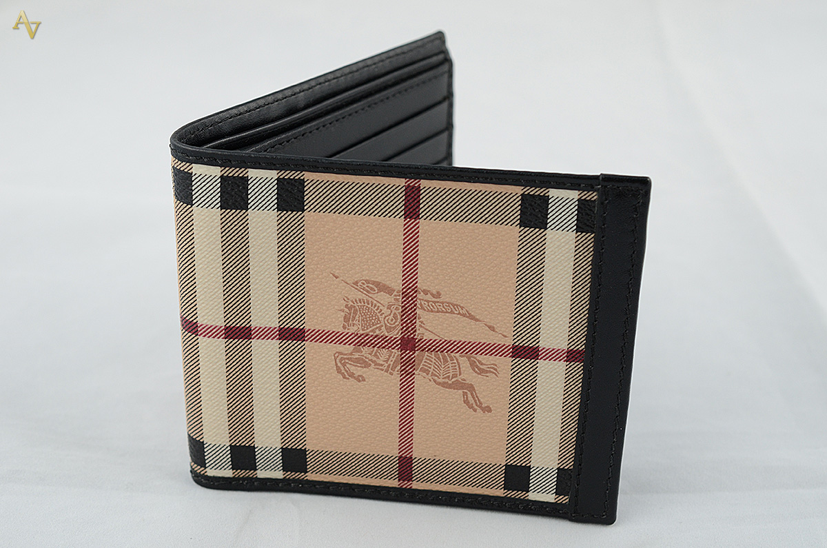 BURBERRY - Carteira de couro - foto 1 de 3