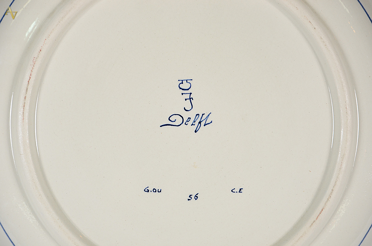 Medalhão de porcelana holandesa de Delft azul e branco. Diâmetro 35... - foto 2 de 2