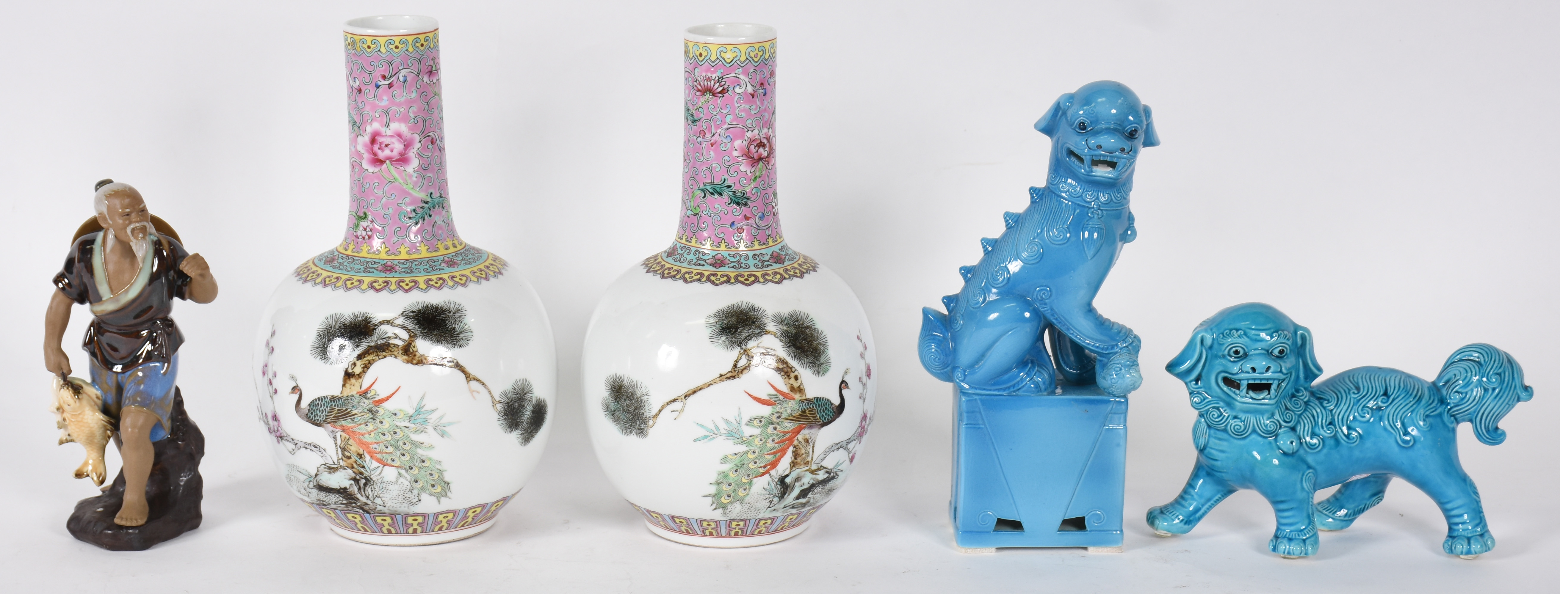 Cinco peças de porcelana oriental , par de vasos orientais , dois... - foto 1 de 9