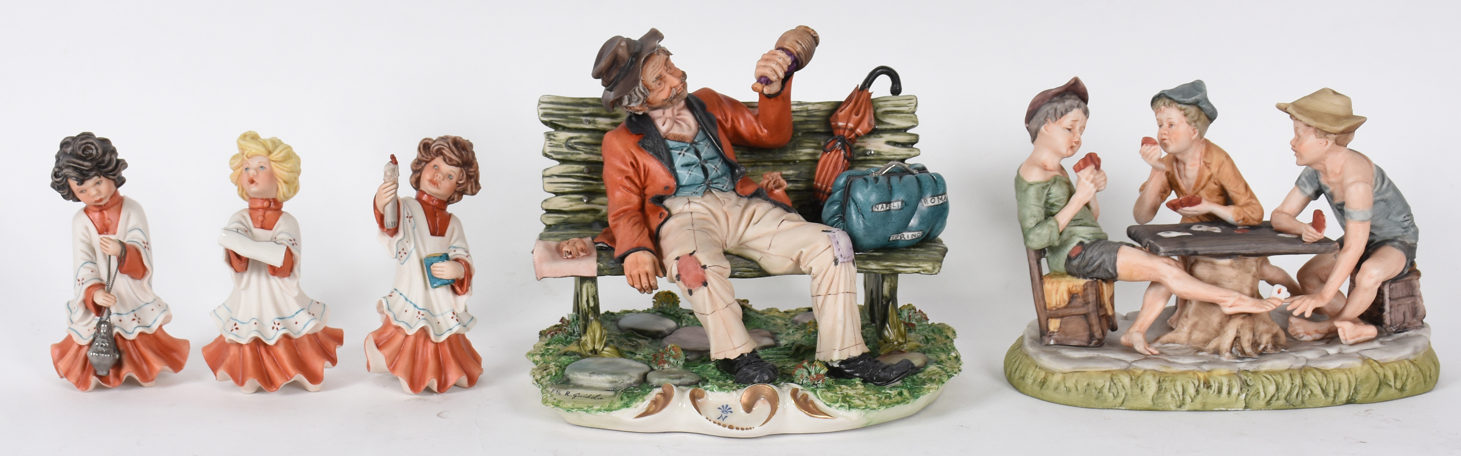 Cinco estatuetas Italianas diversas de biscuit policromado... - foto 1 de 10