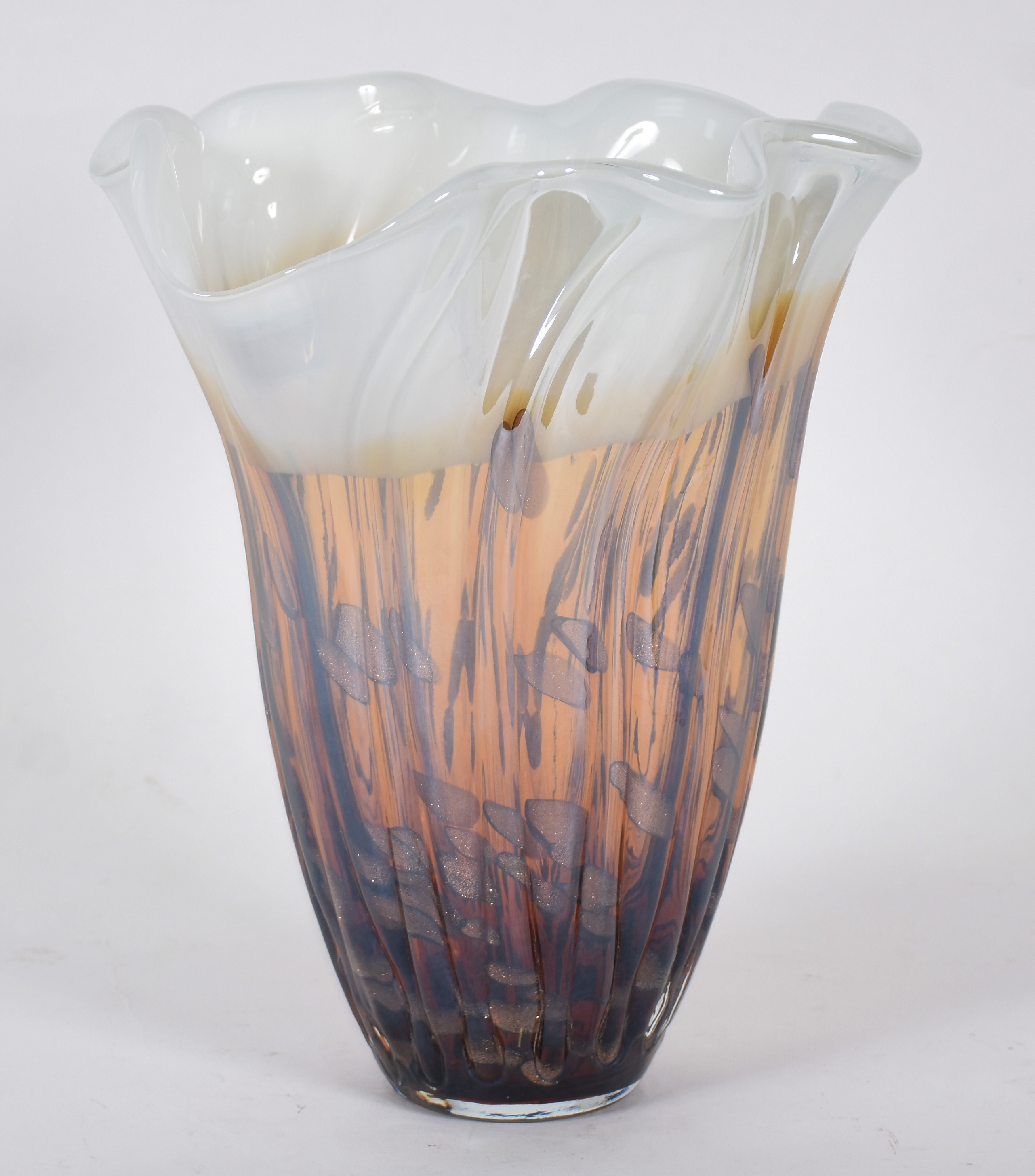 Vaso de Murano âmbar e branco . - foto 1 de 4