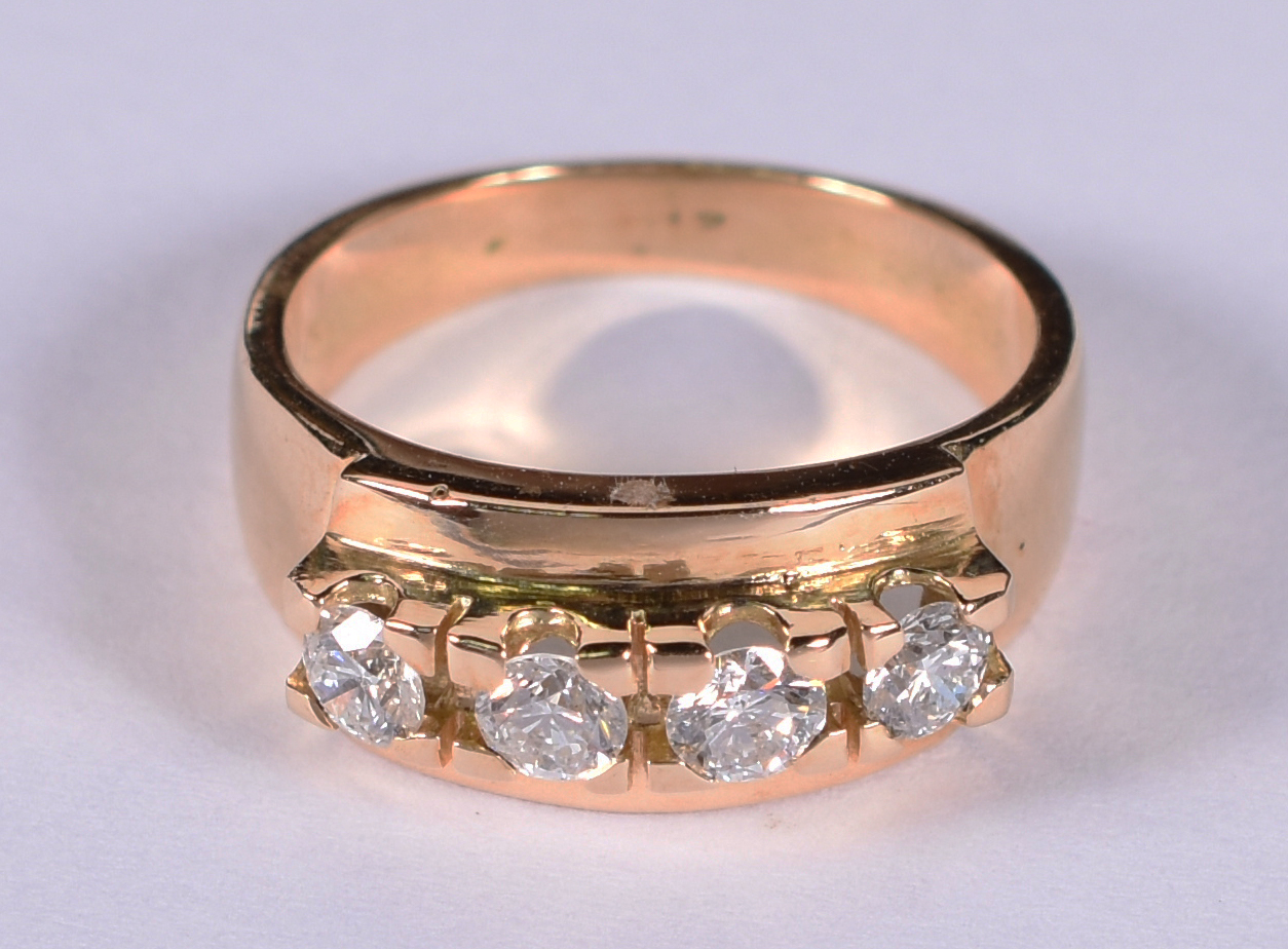 Anel de ouro 18 k com brilhantes . Aro 18 ( Por questão de segurança... - foto 1 de 3