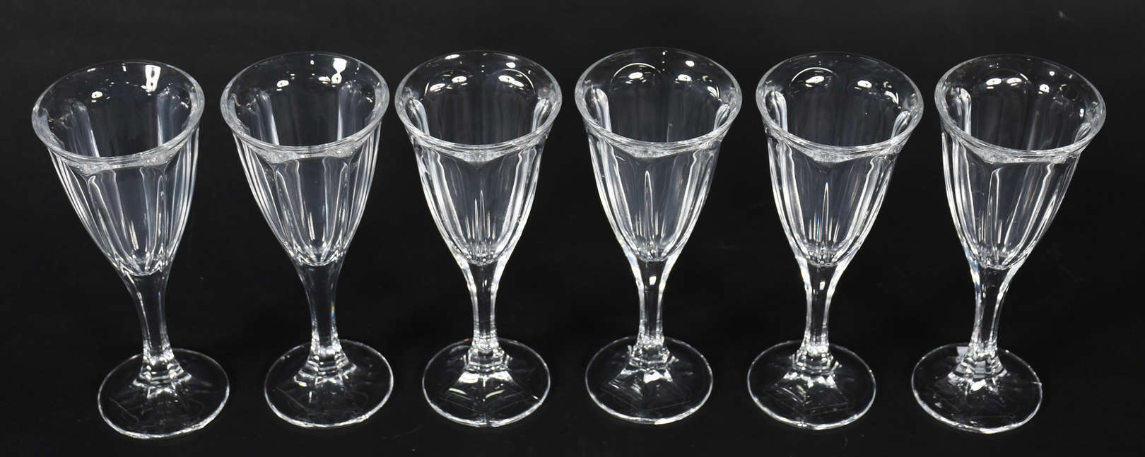 Seis taças de cristal da Bohemia 245 ml. - foto 3 de 3