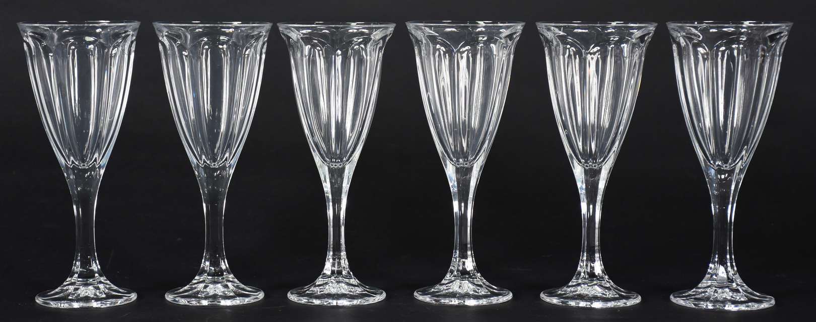 Seis taças de cristal da Bohemia 245 ml - foto 1 de 3