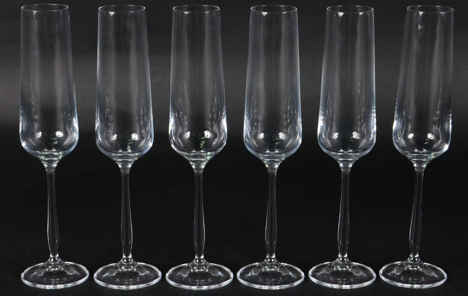 Seis flutes de cristal da Bohemia 235 ml - foto 1 de 2