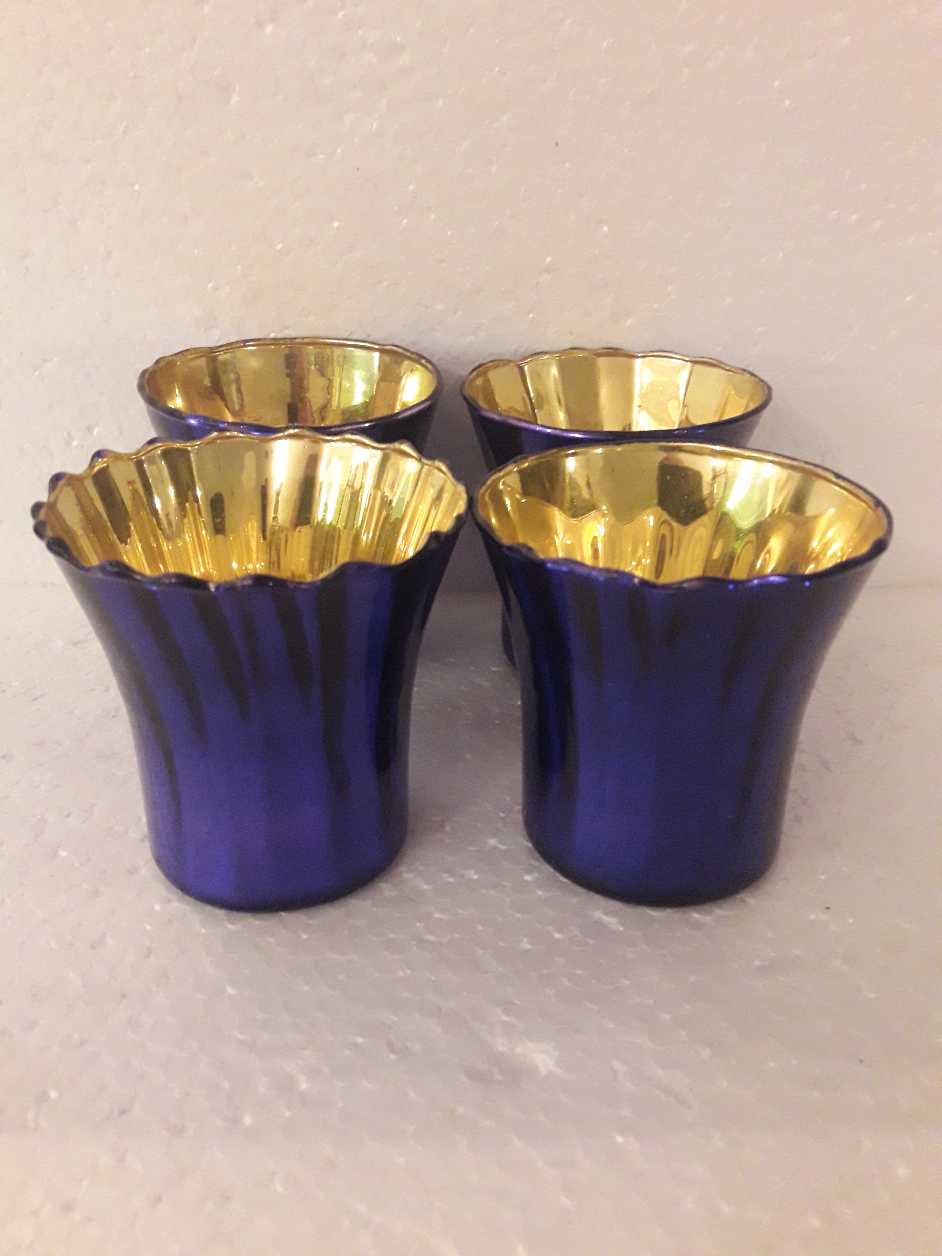 Porta Velas – 4 copinhos espelhados em azul Índia – Século XX. - foto 2 de 2