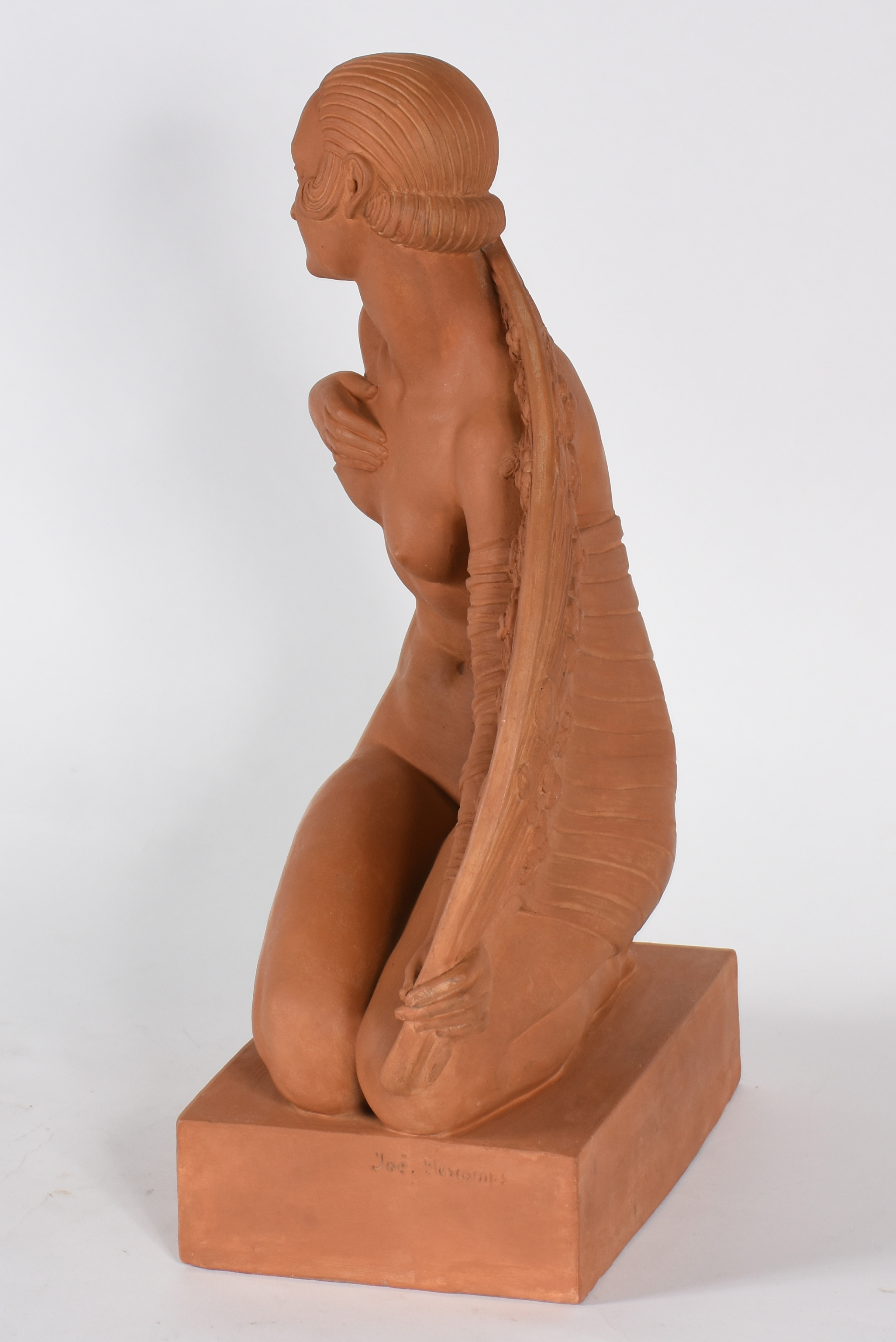 Figura femina - foto 4 de 6