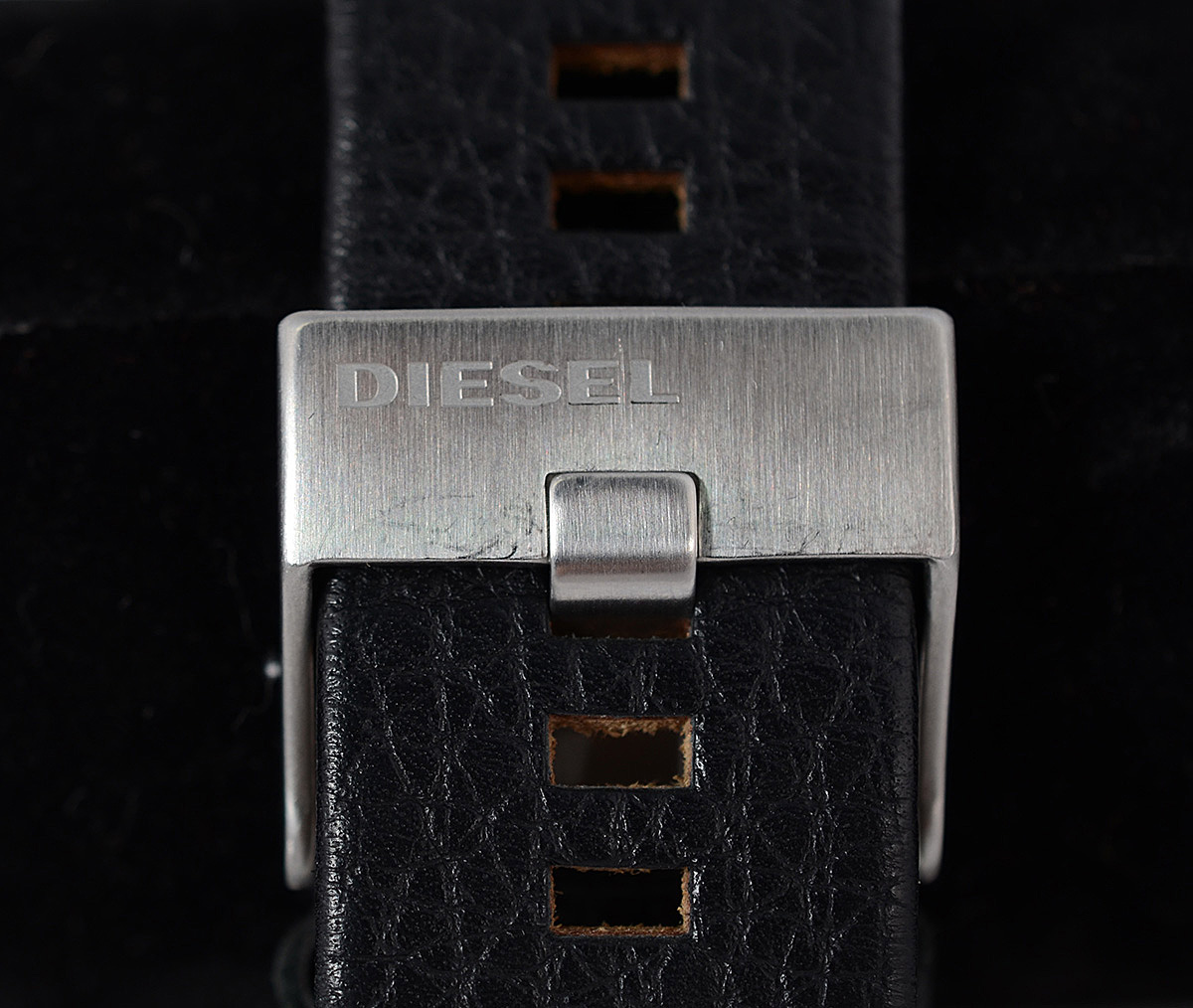 DIESEL - Relógio de aço, pulseira de couro - foto 4 de 4