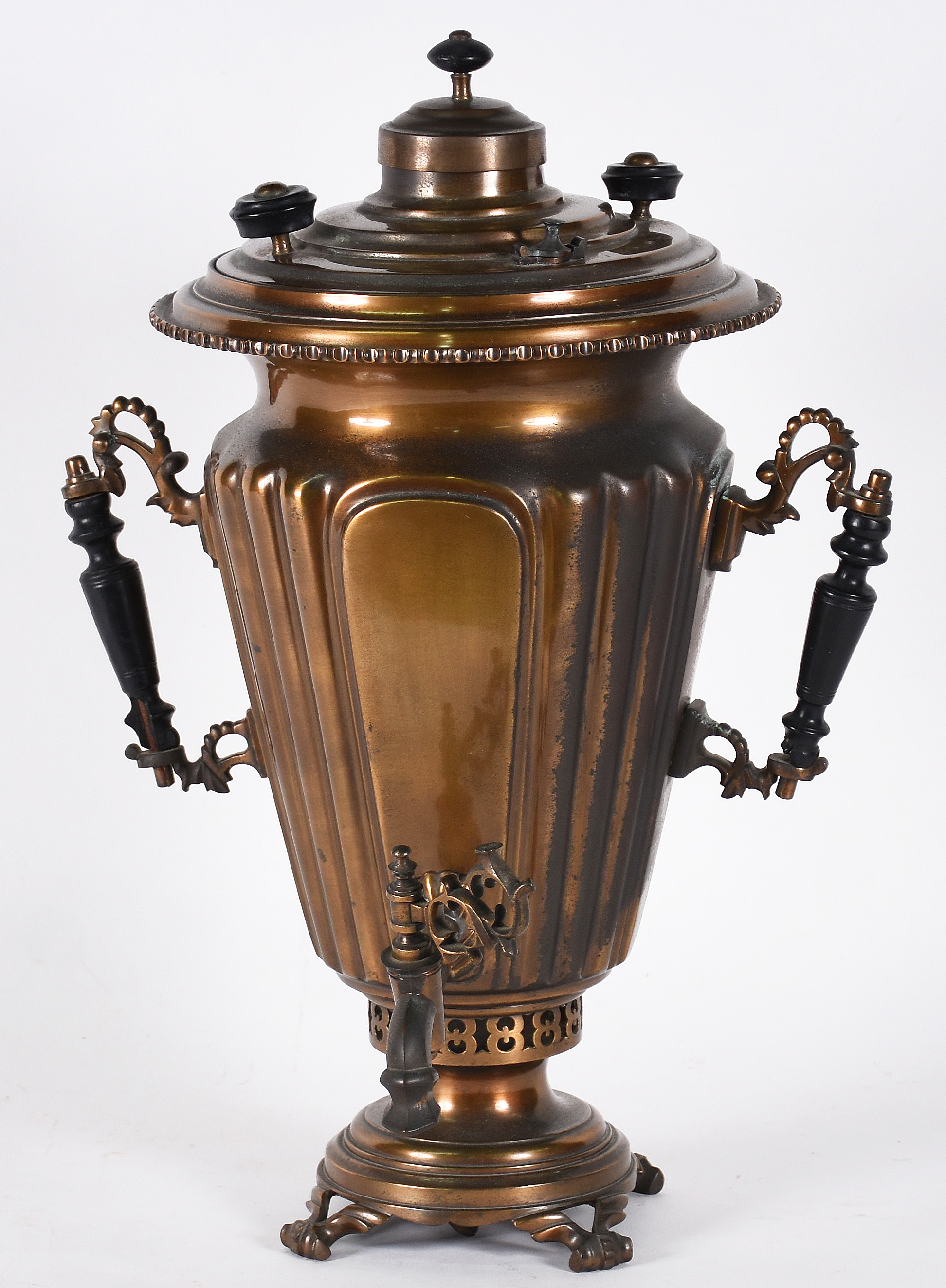 Samovar de metal . - foto 1 de 5
