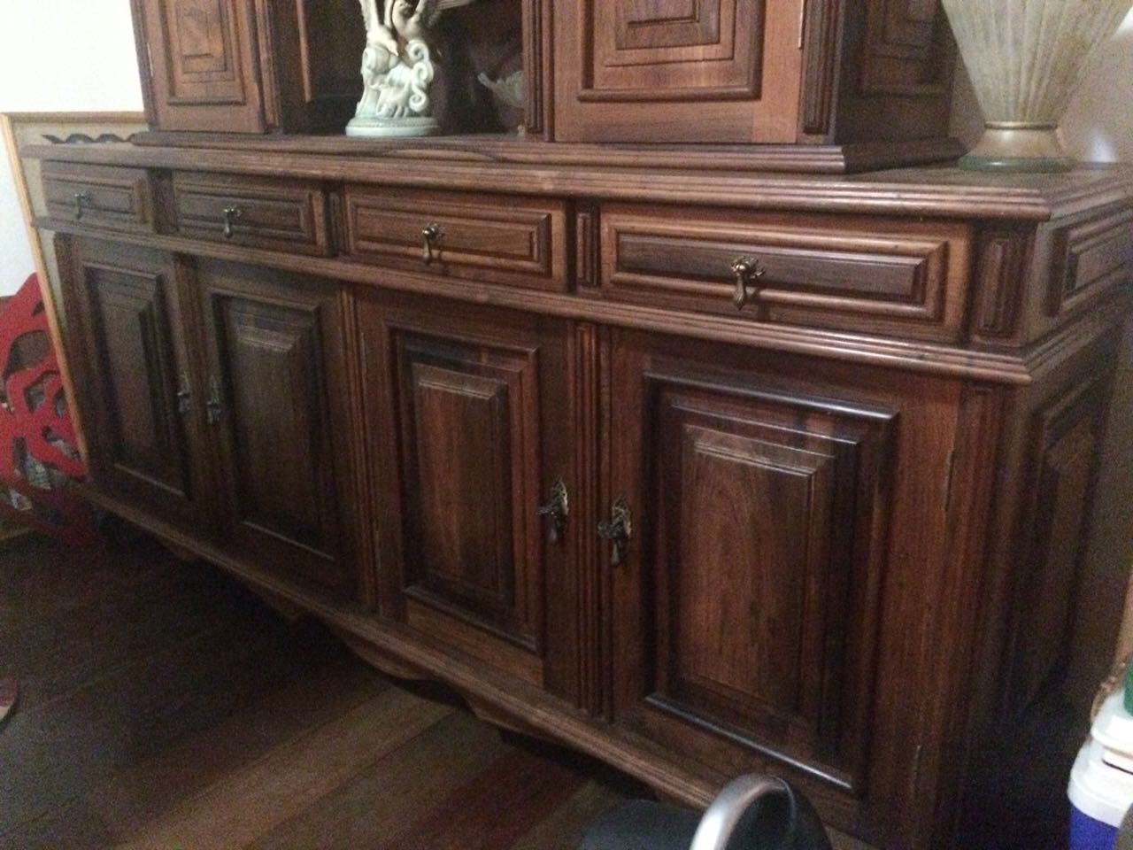 Móvel buffet cristaleira de jacarandá . ( medidas parte de cima 155 X... - foto 2 de 5