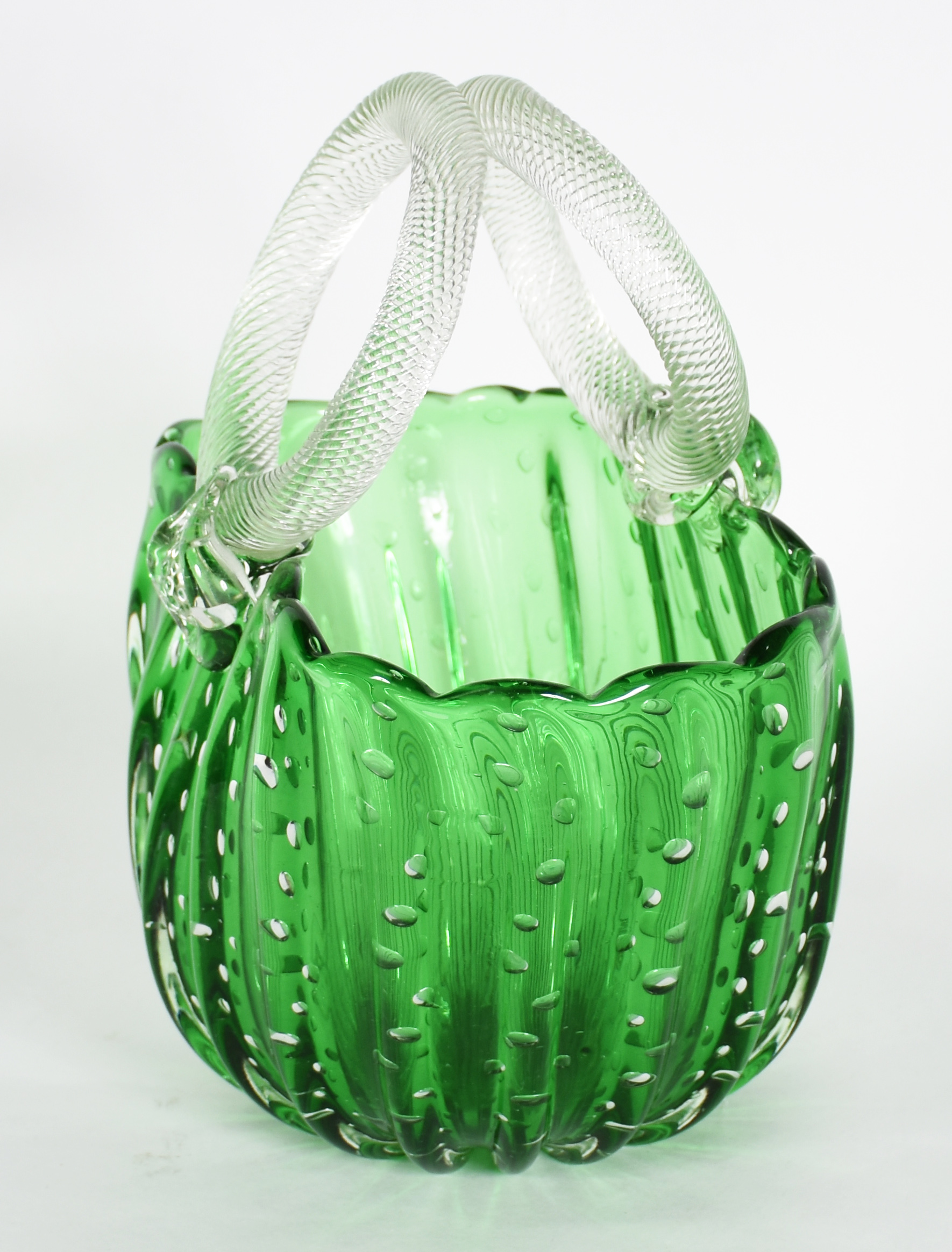 Cesta italiana de Murano verde com alça transparente, década de 60. - foto 3 de 3