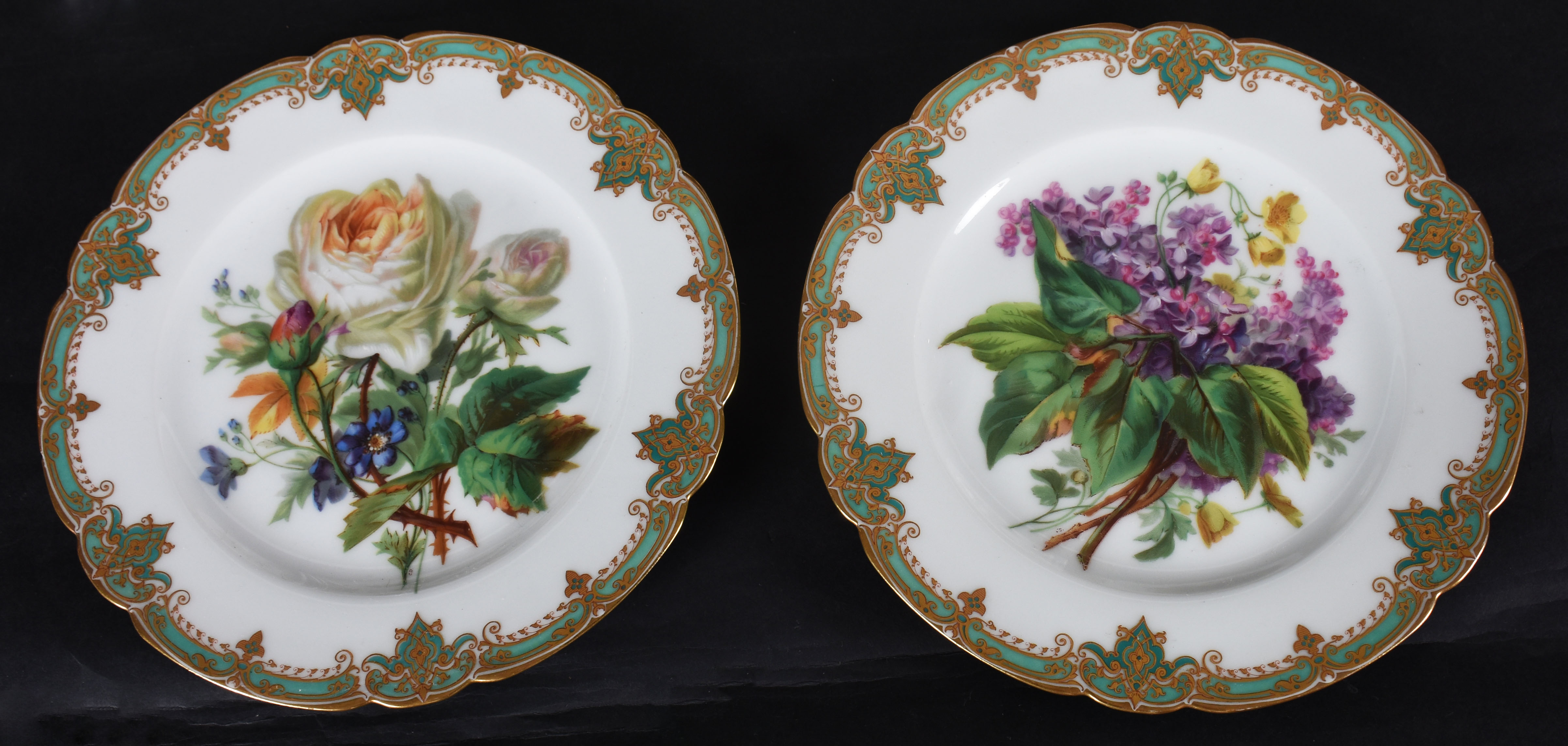 Conjunto para bolo – Porcelana francesa, marca – Decoração em verde e... - foto 4 de 4